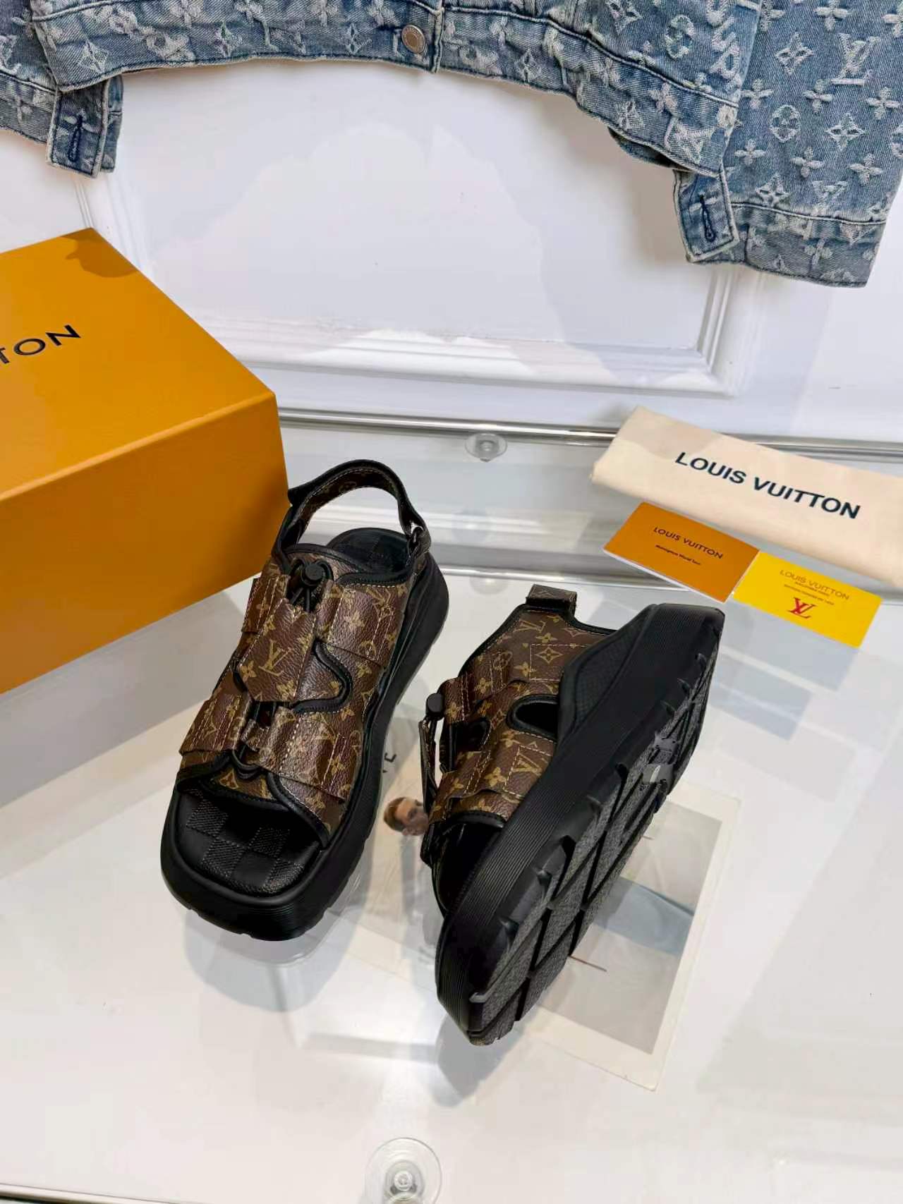 [TOP] Louis Vuitton LV Sandals - Brown - 711 Luxury