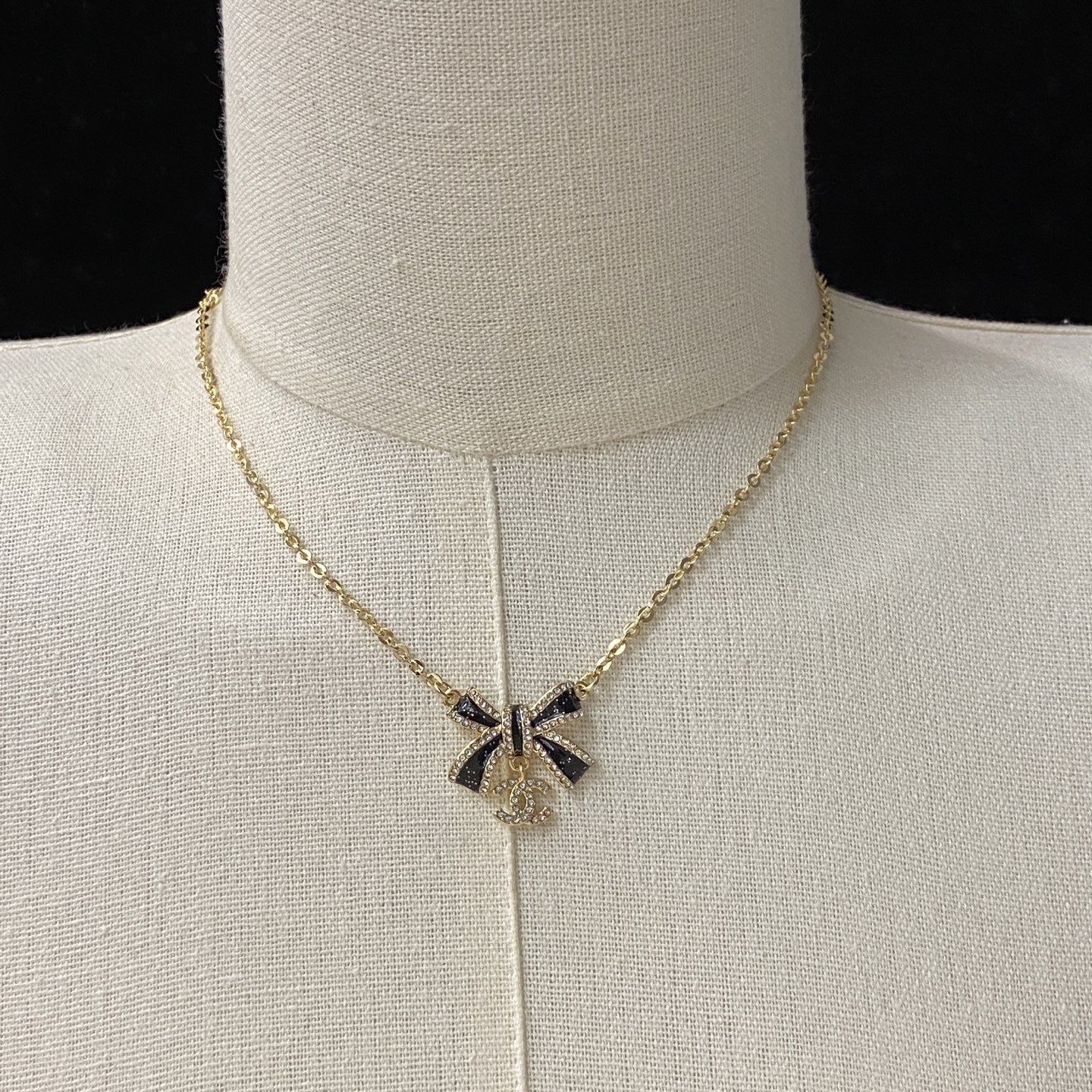 [TOP] CHANEL Necklace - Gold - 711 Luxury