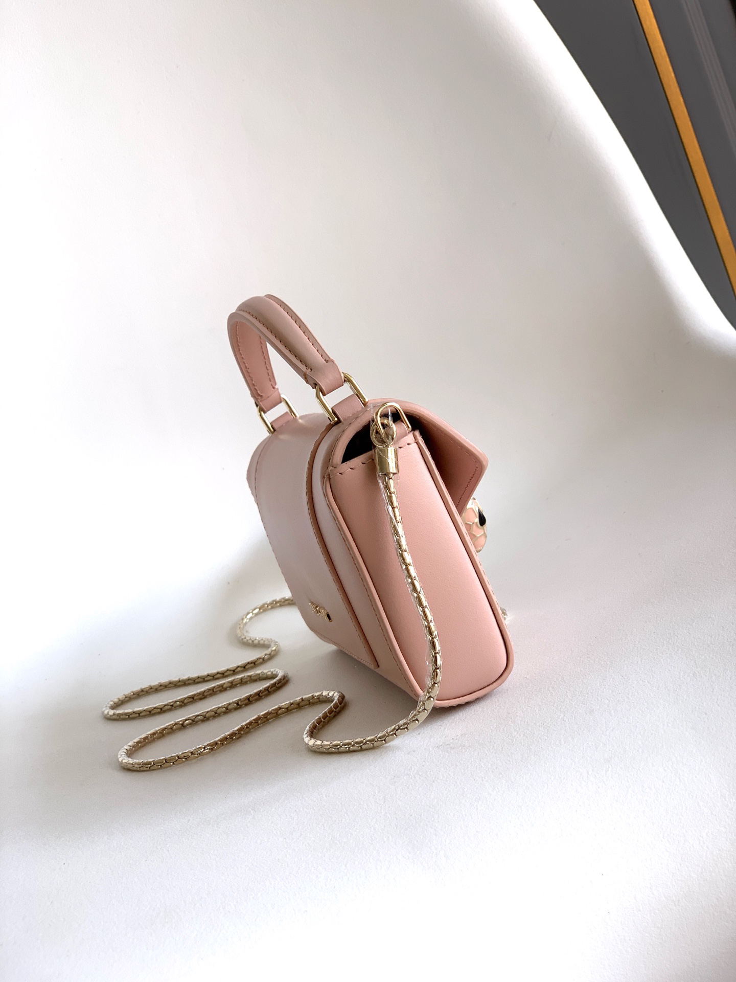 [TOP] BVLGARI Sernti Forever Bag Calfskin 19x10x3.5cm - Pink - 711 Luxury