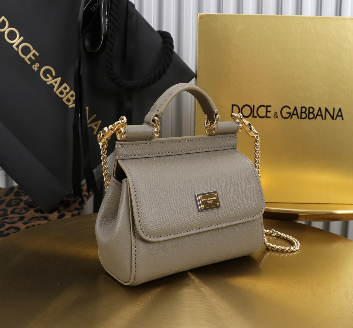 [TOP] Dolce & Gabbana D&G Sicily Bag 14x16x6 CM - Grey - 711 Luxury