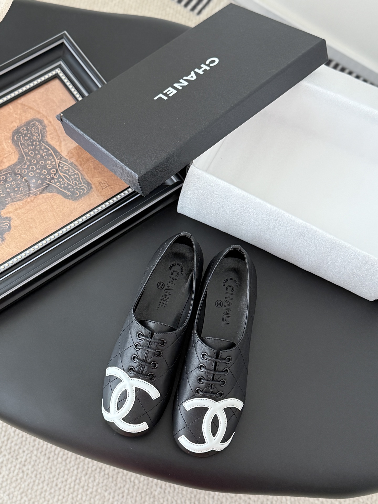 [TOP] CHANEL Flats - Black - 711 Luxury