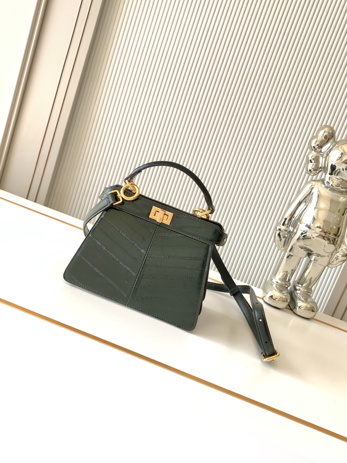 [TOP] FENDI Peekaboo ISeeU Bag 20-11-15.5cm - Dark Green & GHW - 711 Luxury