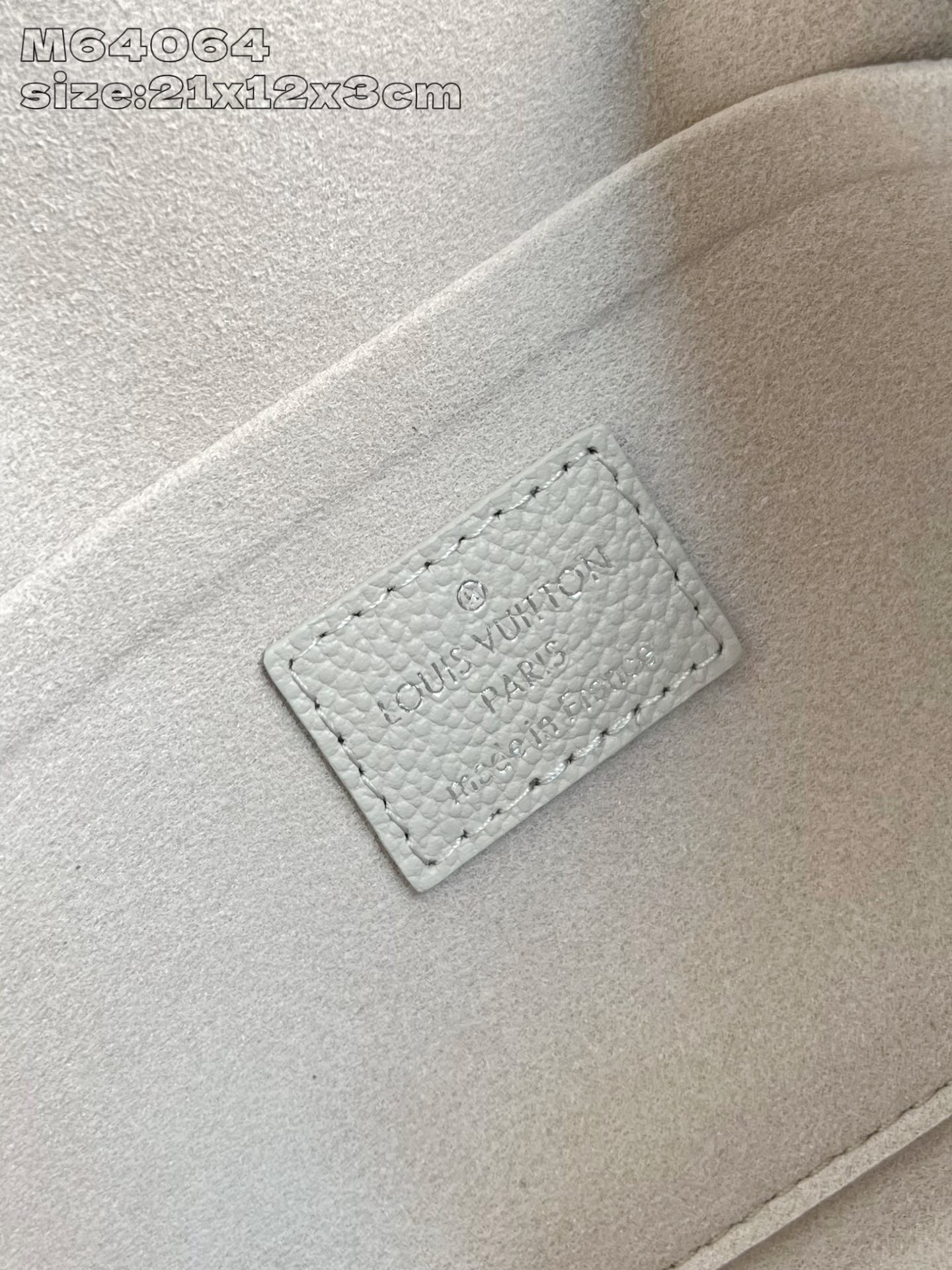 [TOP] Louis Vuitton LV Pochette Félicie 2 Tone Bag 21X12X3cm - Taro Purple