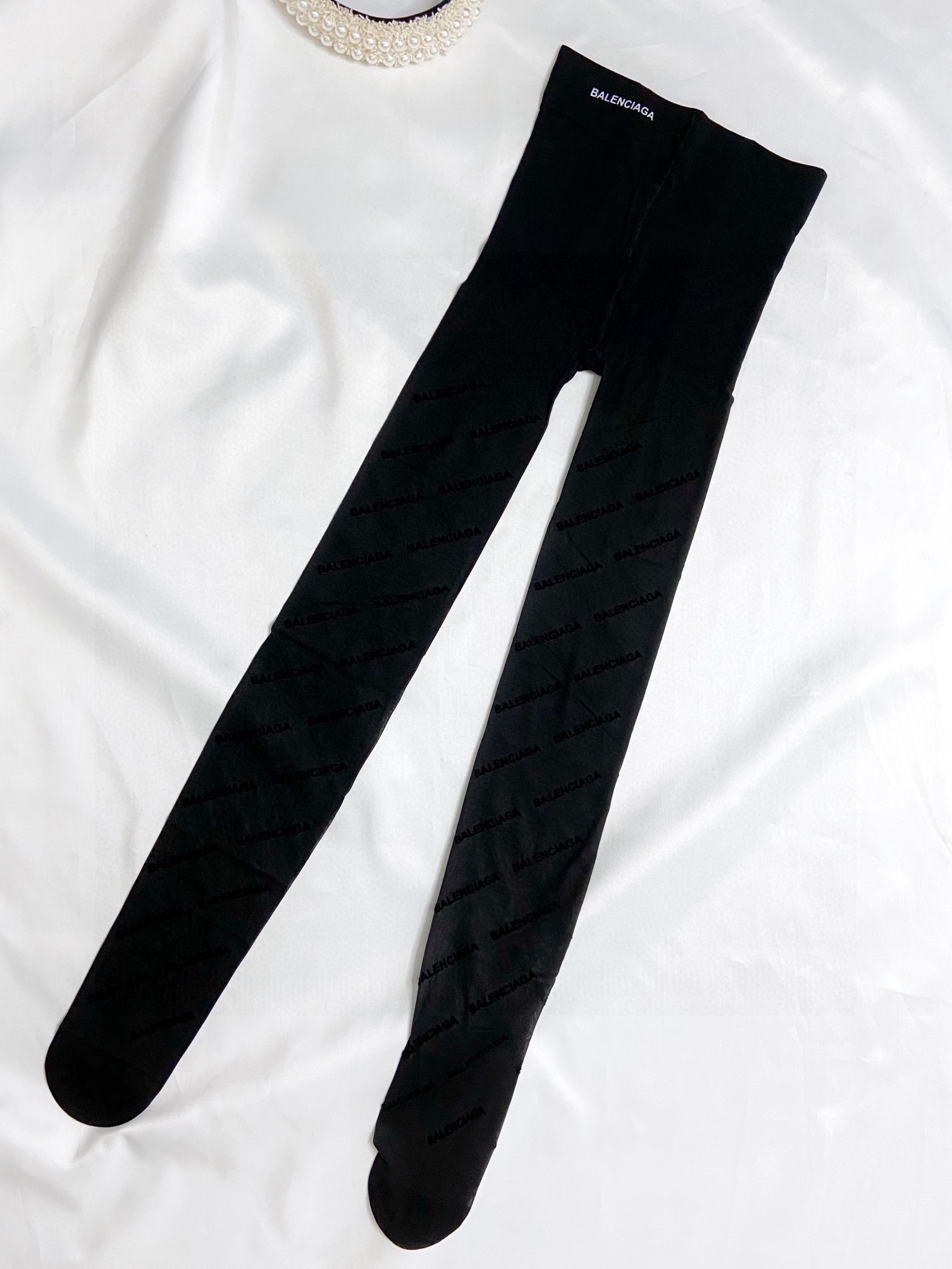 Balenciaga black Accessory Balenciaga Black Logo Tights #393354 View 2 | Nigo Office