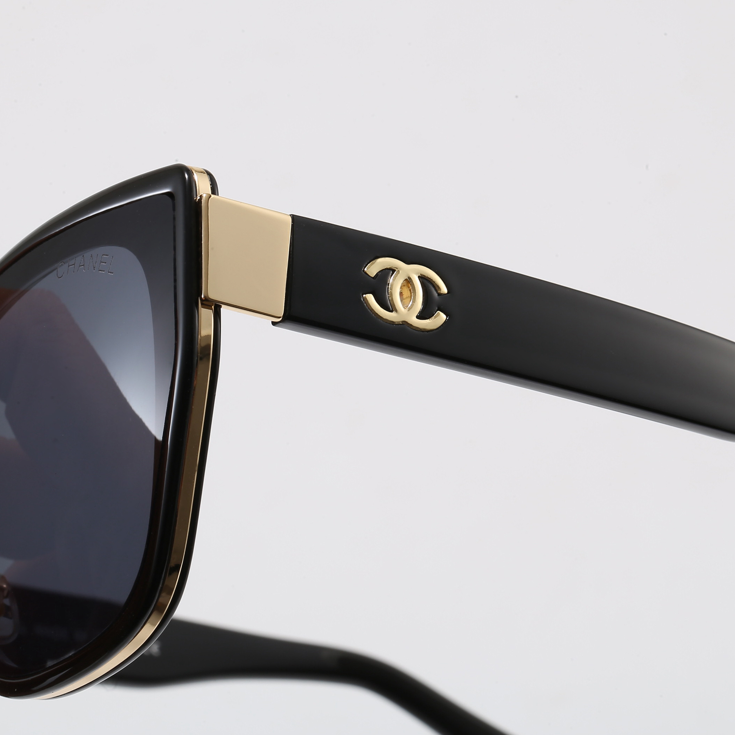 [TOP] CHANEL Sunglasses - 7 Colors - 711 Luxury