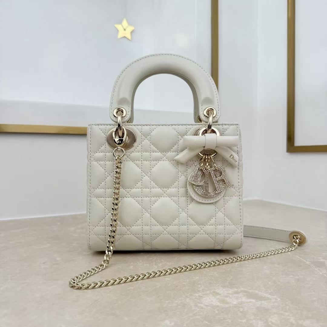 [TOP] Christian Dior Lady Dior Bag Lambskin 18x15x7cm - 3 Colors - 711 Luxury