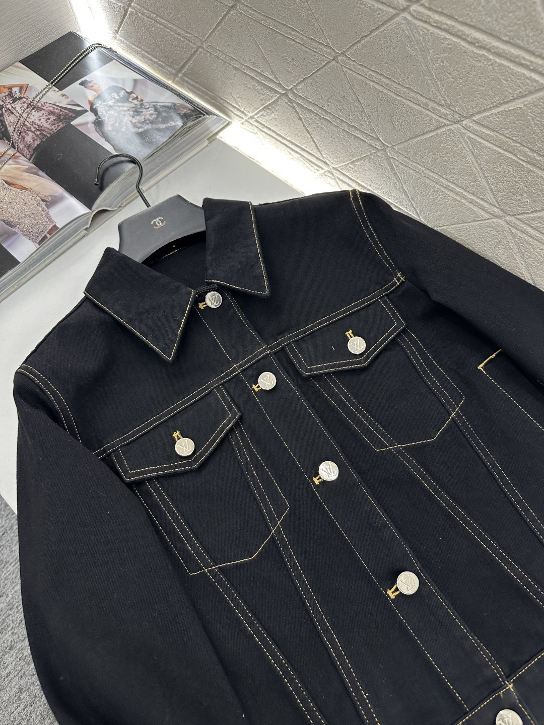 [TOP] Louis Vuitton LV Jacket - Black