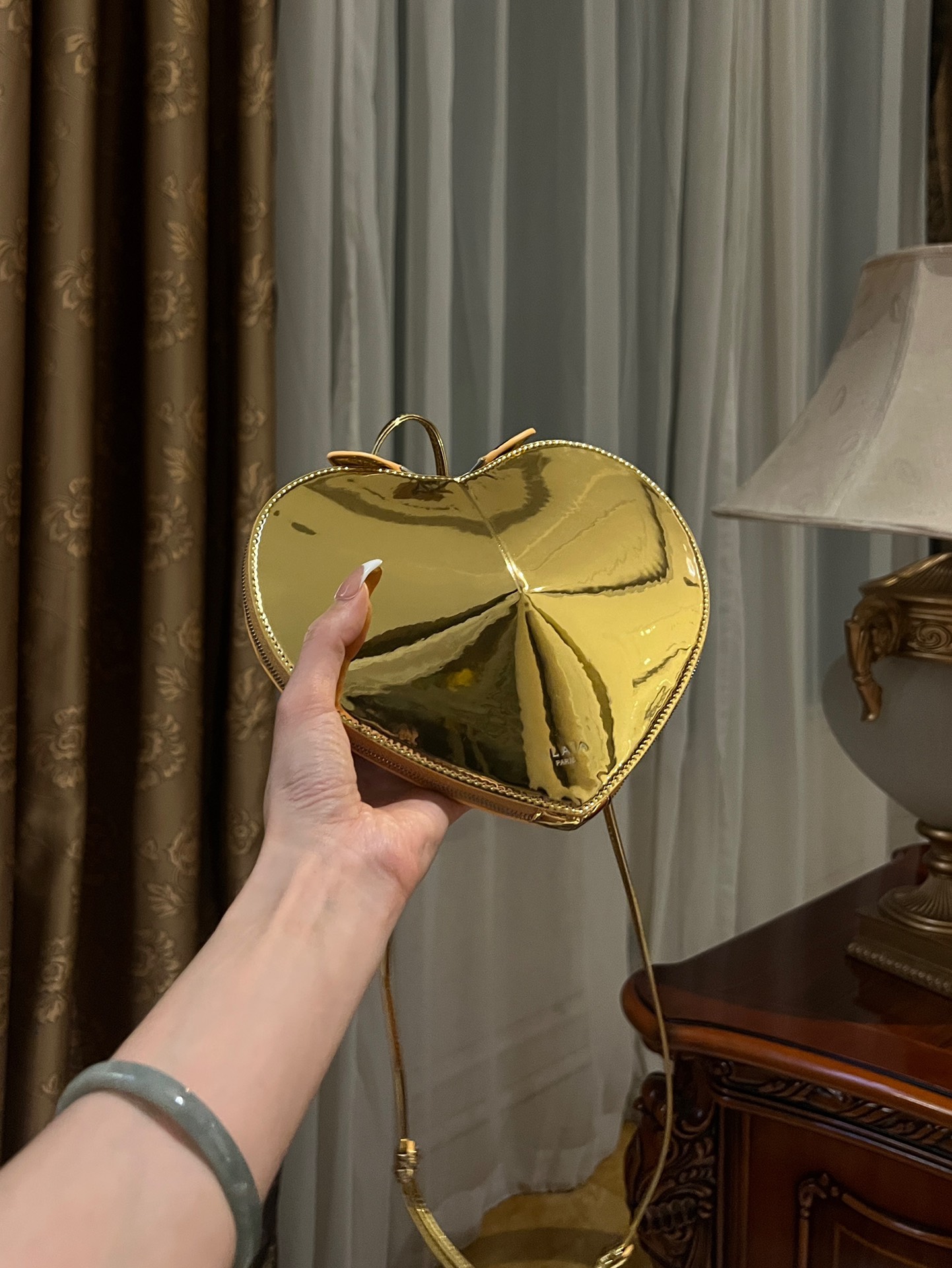 [TOP] ALAIA Le Coeur Bag 21-17-5 CM - Gold - 711 Luxury