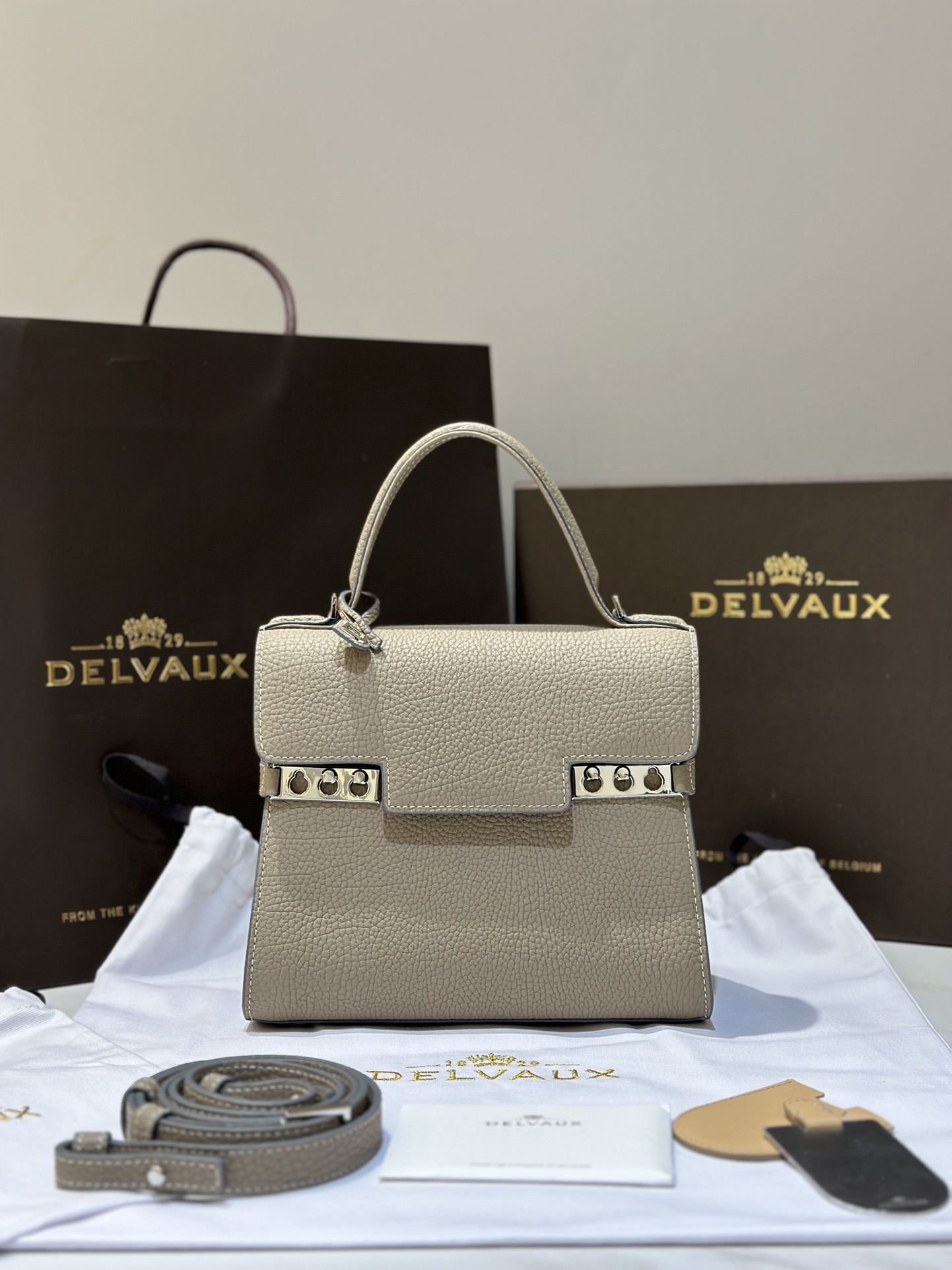 [TOP] Delvaux Tempete Bag Calfskin PM 21.5x9x10cm - Gray - 711 Luxury