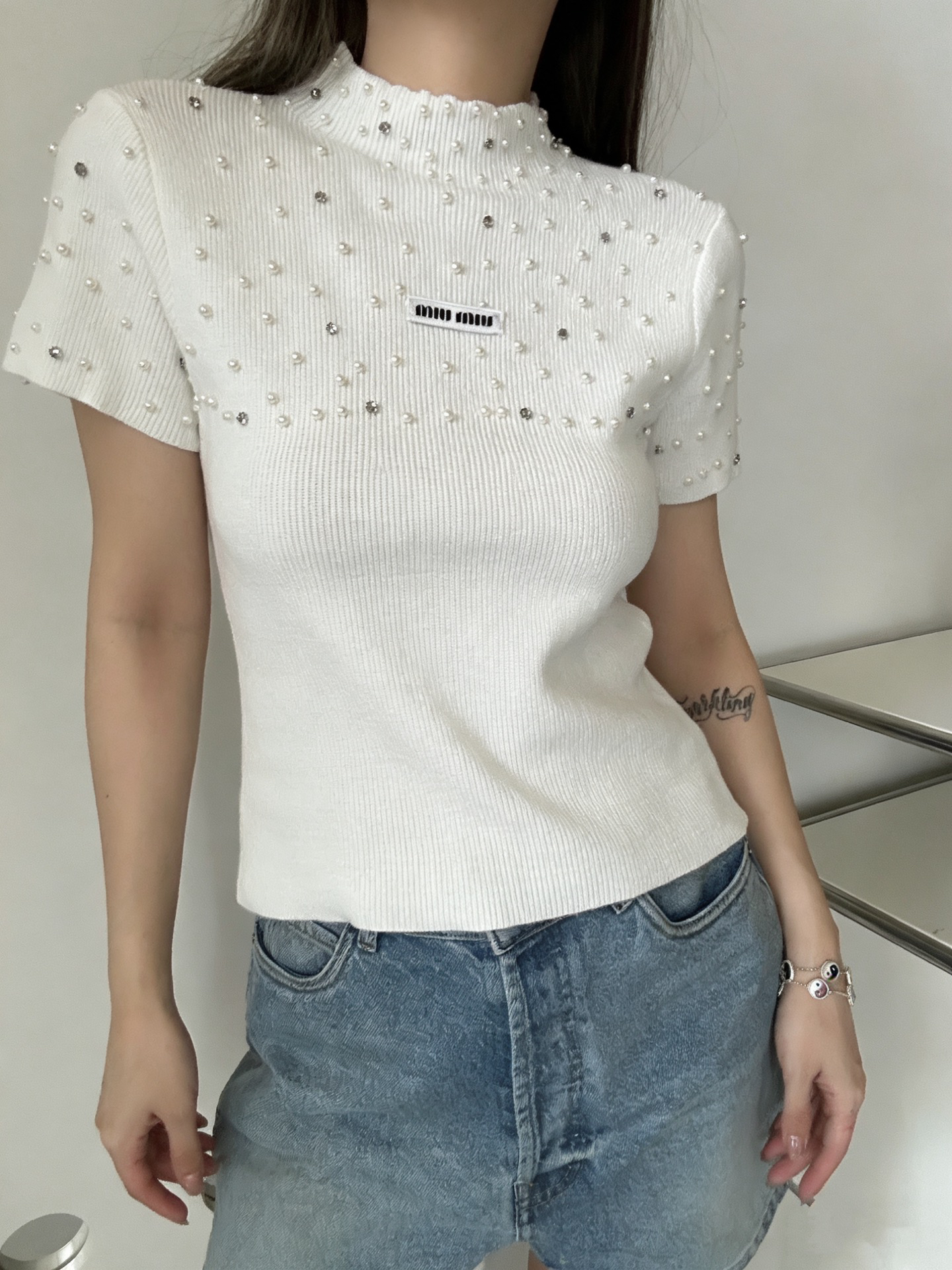 [TOP] Miu Miu T- Shirt - 3 Colors