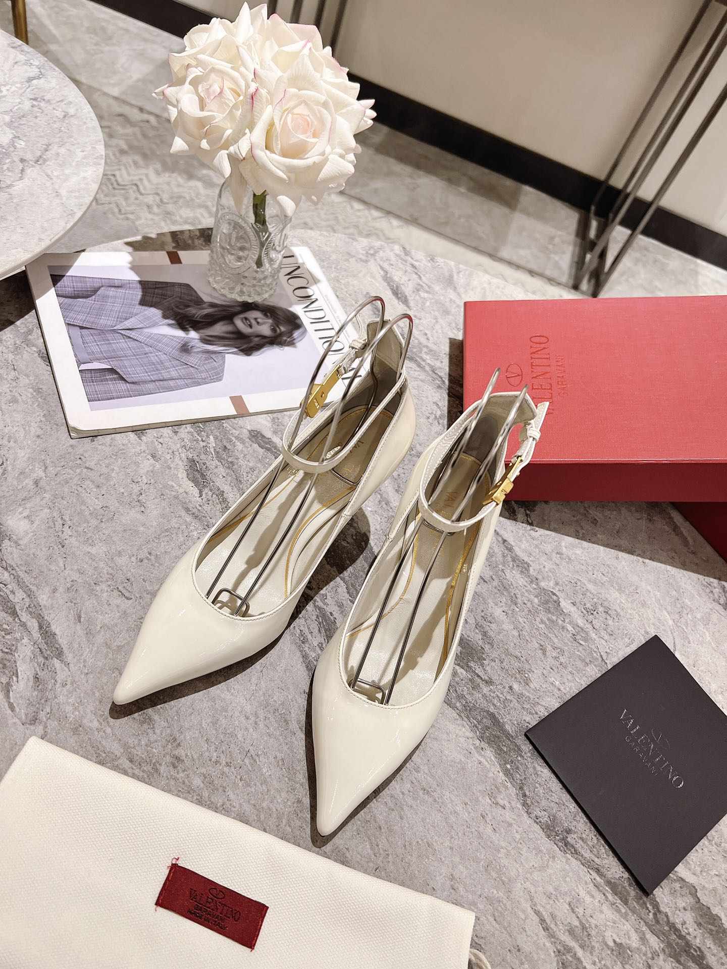 [TOP] VALENTINO High-heeled Shoes  - White - 711 Luxury