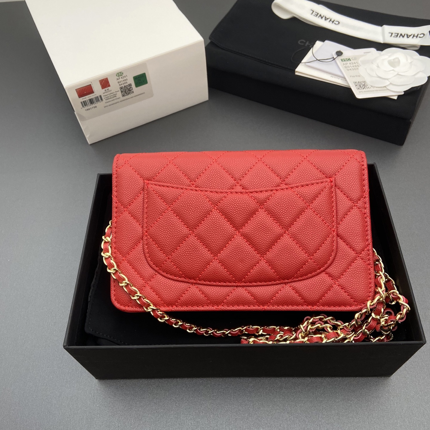 [TOP] CHANEL Woc Bag  20-13-3.5cm - Red