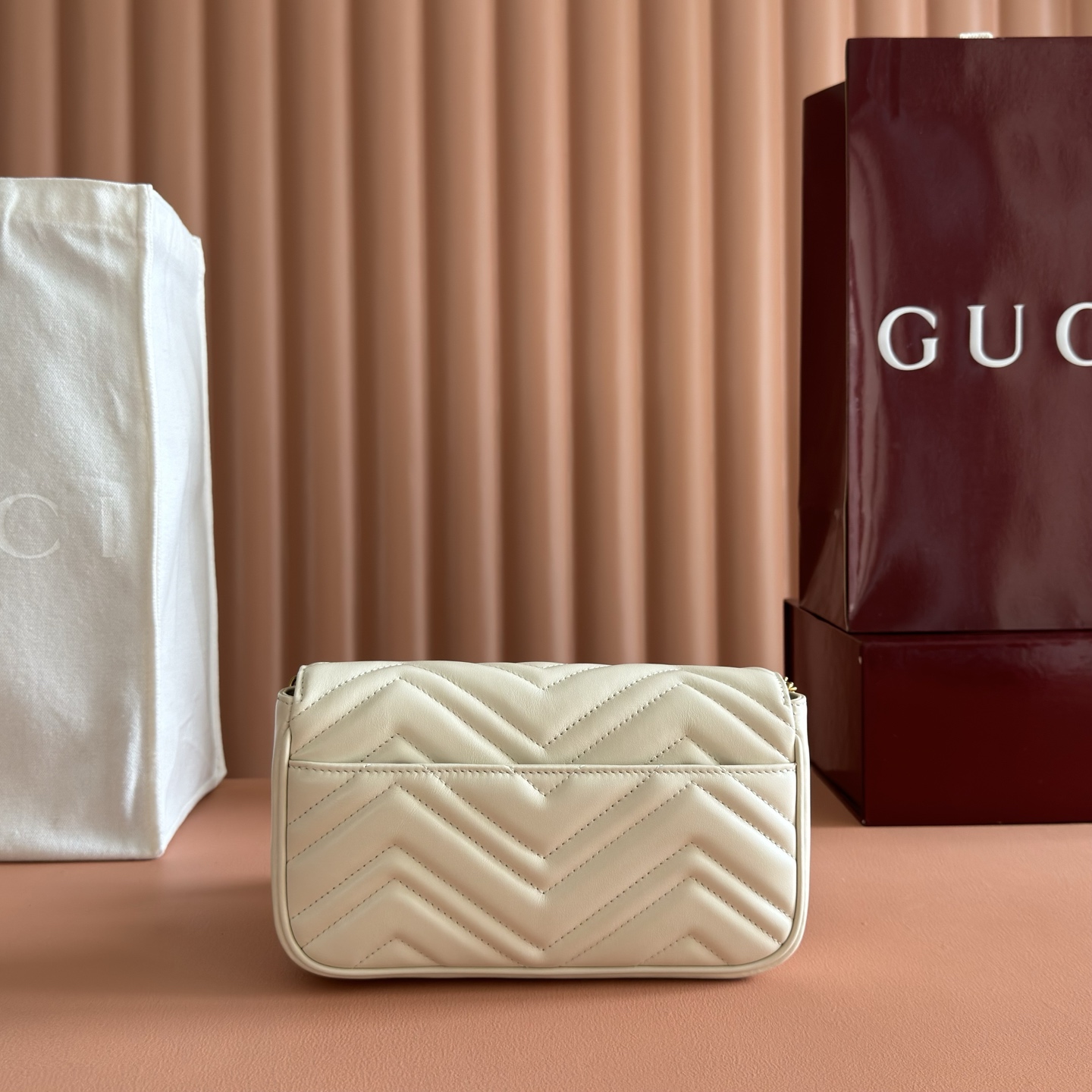 [TOP] GUCCI Marmont Mini Bag with Chain 21x12x5cm - White & GHW