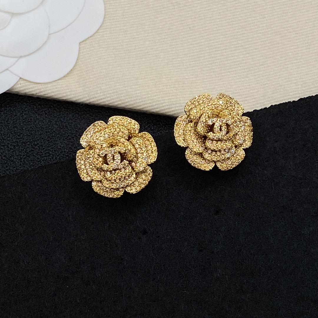 [TOP] CHANEL Earrings - 2 Color
