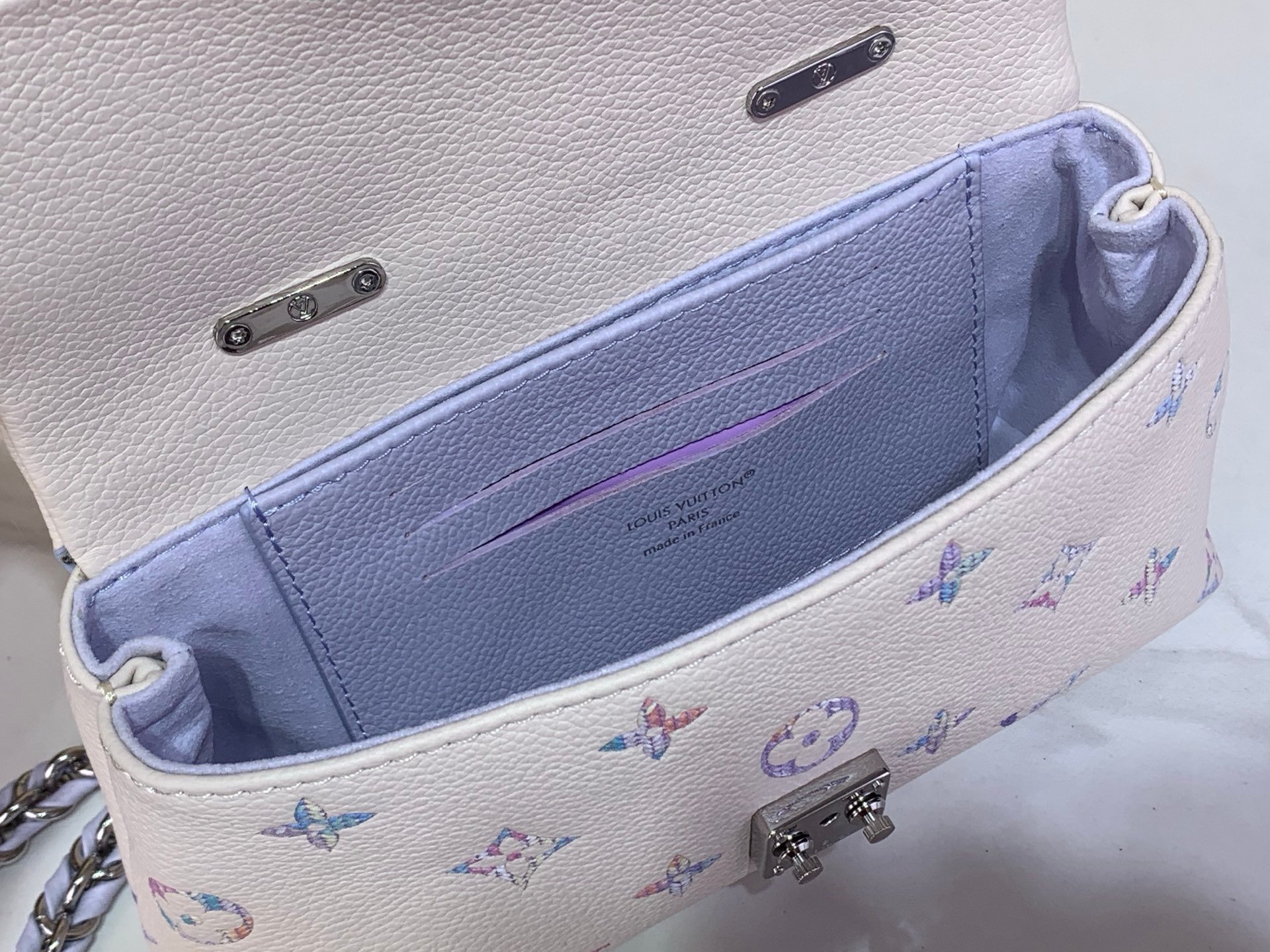 [TOP] Louis Vuitton LV Nano Madeleine Bag 21× 12.5 × 6 cm - Beige - 711 Luxury
