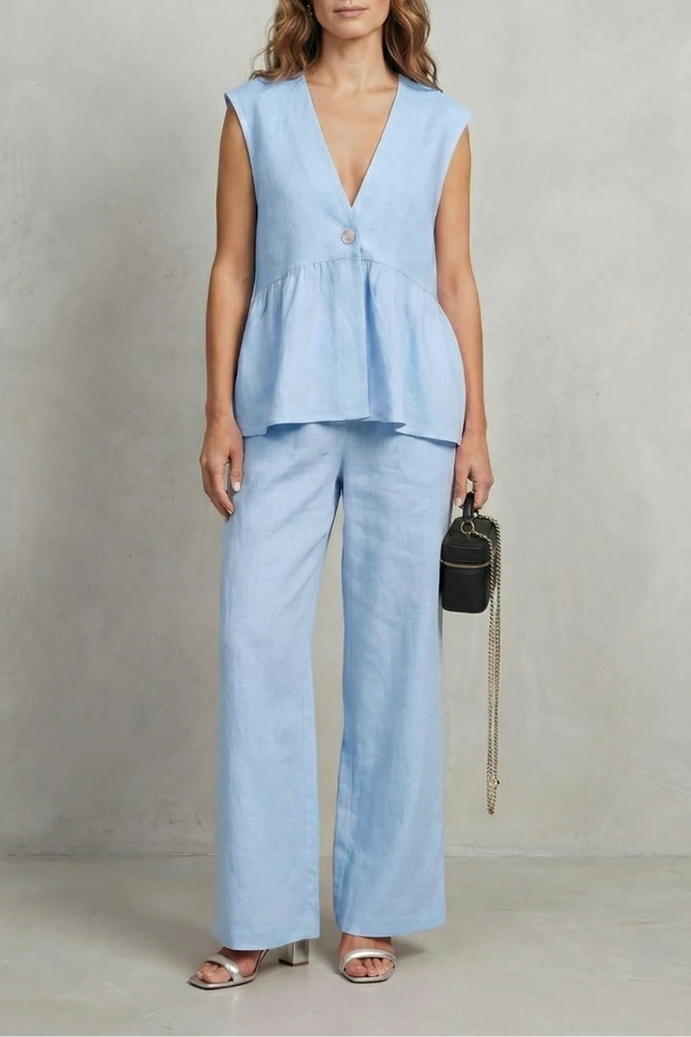 Rosélune – Soft ruffle elegance – Top and trouser set