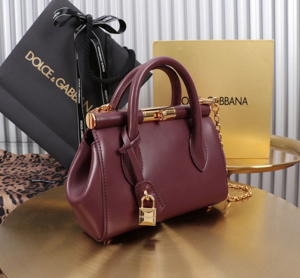 [TOP] Dolce & Gabbana D&G Marlene Bag Calfskin 19x13.5x7cm - Dark Red - 711 Luxury
