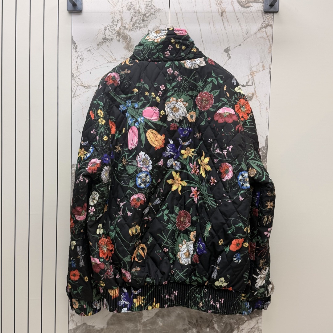 [TOP] GUCCI Floral Cotton-Padded Jacket - Black
