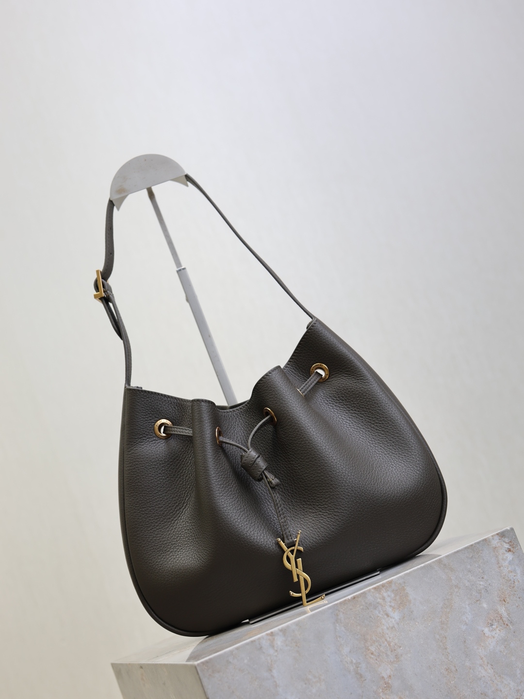 [TOP] Yves Saint Laurent YSL Hobo Bag Cowhide 30x25x3cm - Green & GHW - 711 Luxury