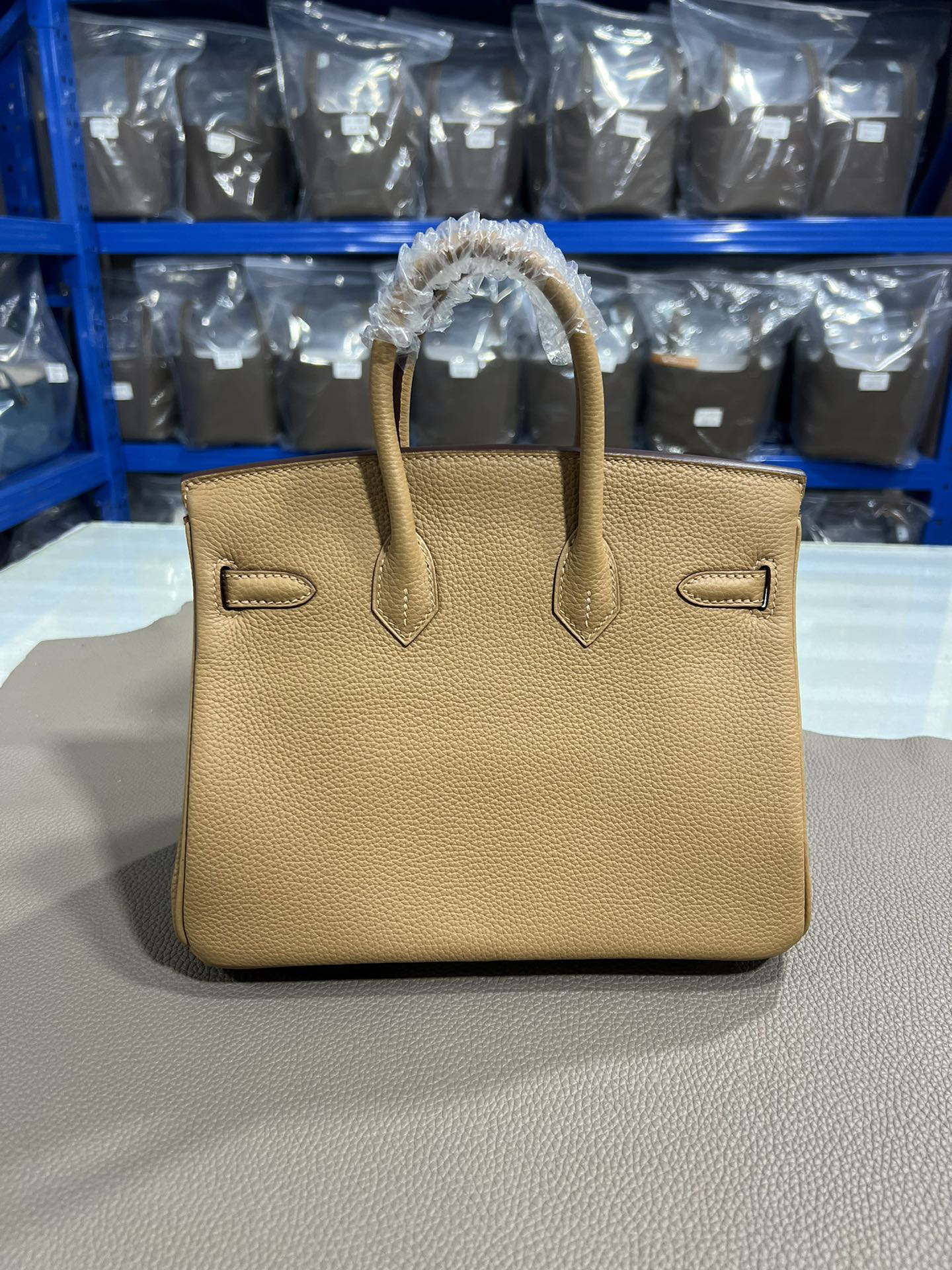 [TOP] HERMES Birkin Togo Leather 25cm - Chai & SHW