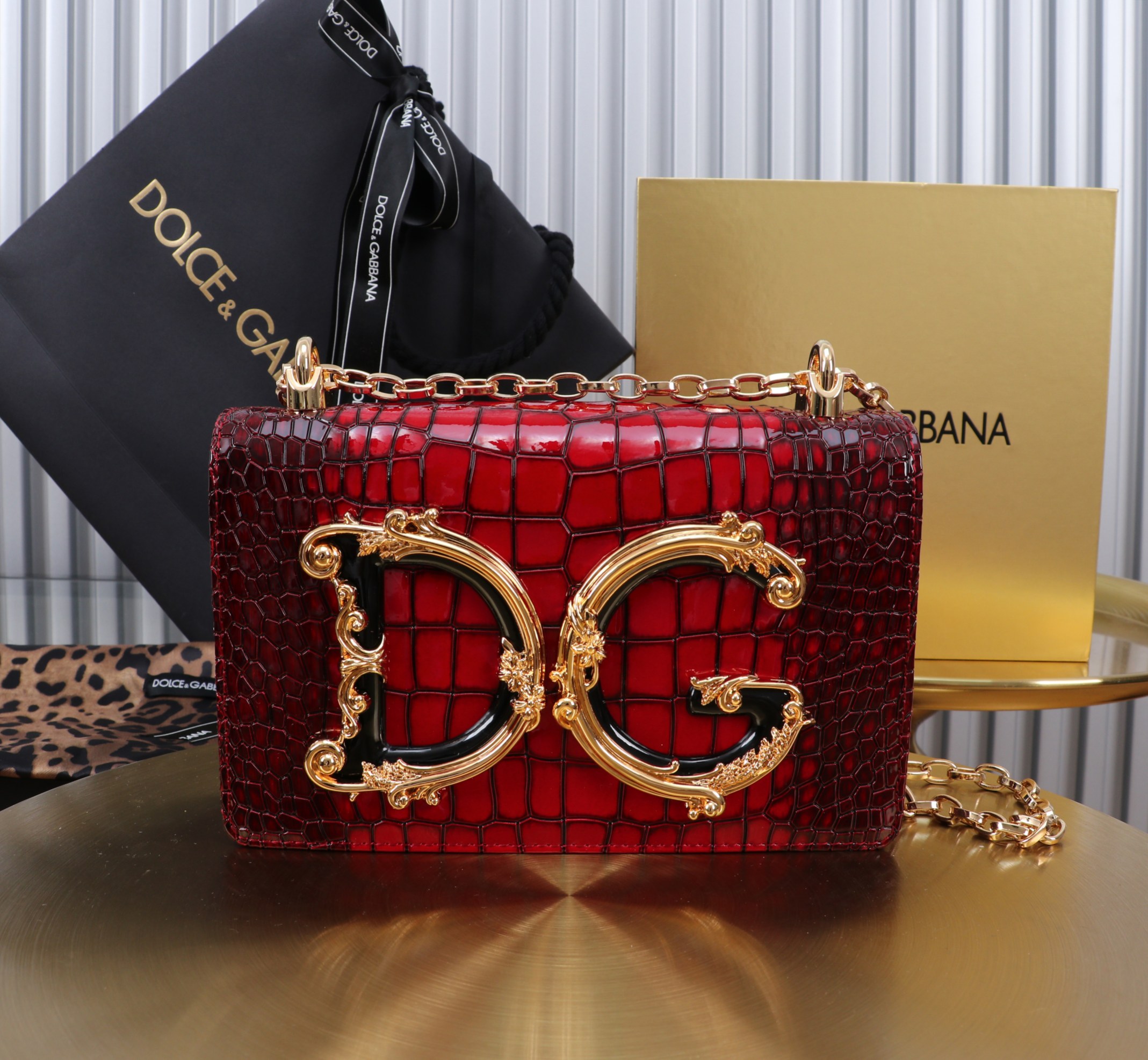 [TOP] Dolce & Gabbana D&G Girls Bag Crocodile-patterned Cowhide 21x5x13.5 cm - Red - 711 Luxury
