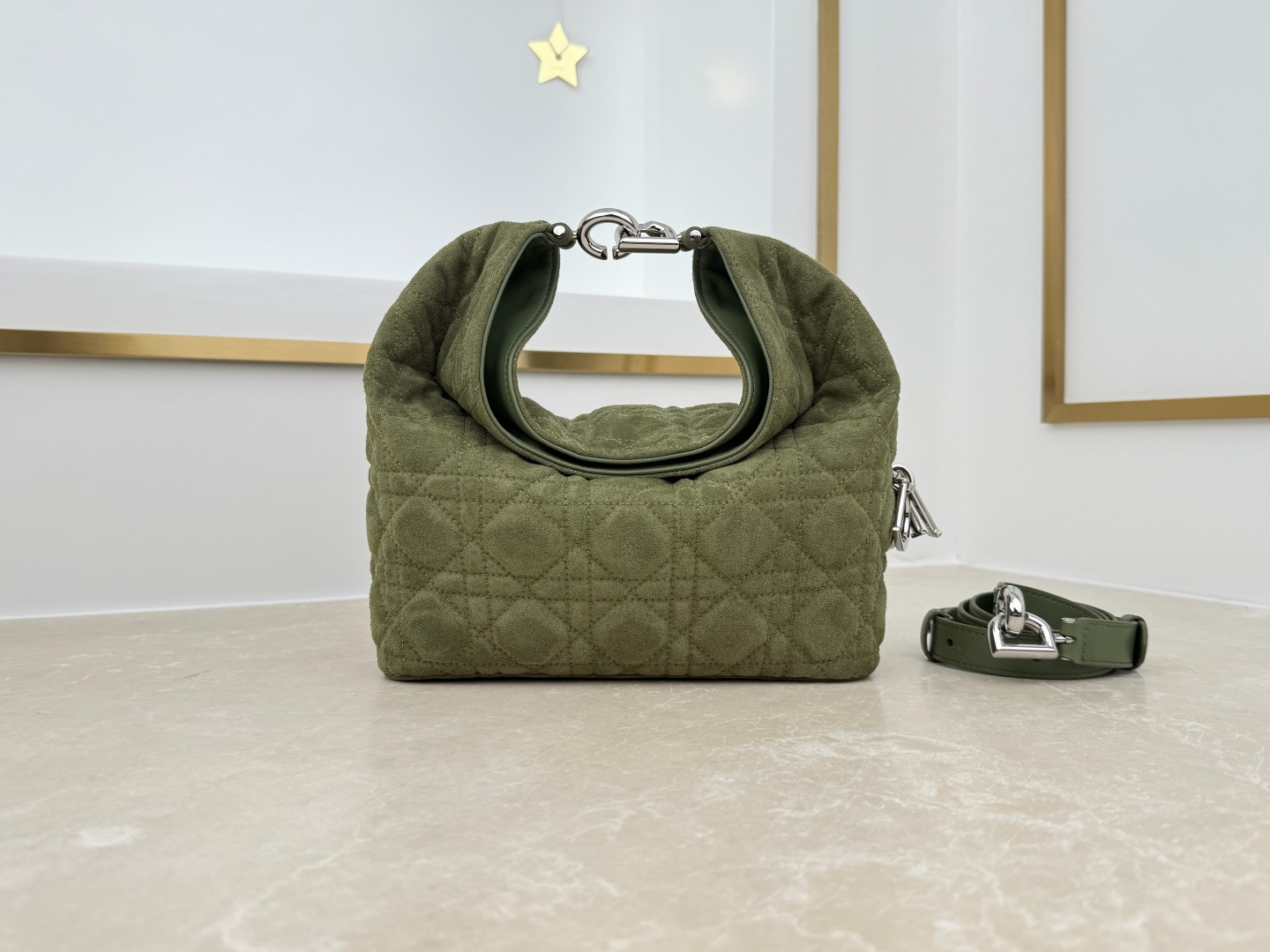 [TOP] Christian Dior Toujours  Hobo Bag  17.5 x 19 x 7 cm - 2 Colors - 711 Luxury