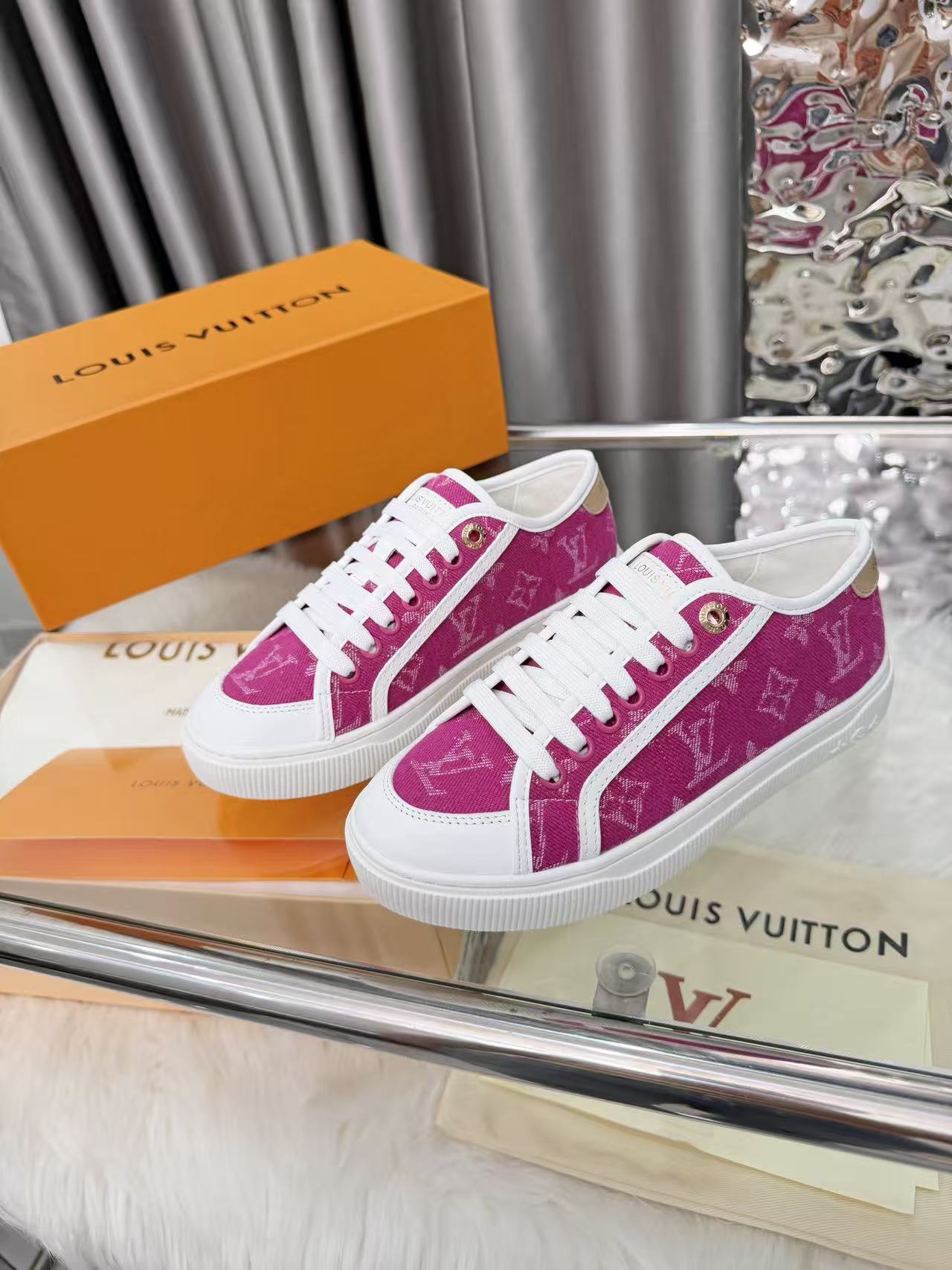 [TOP] Louis Vuitton LV Sneakers - Pink - 711 Luxury