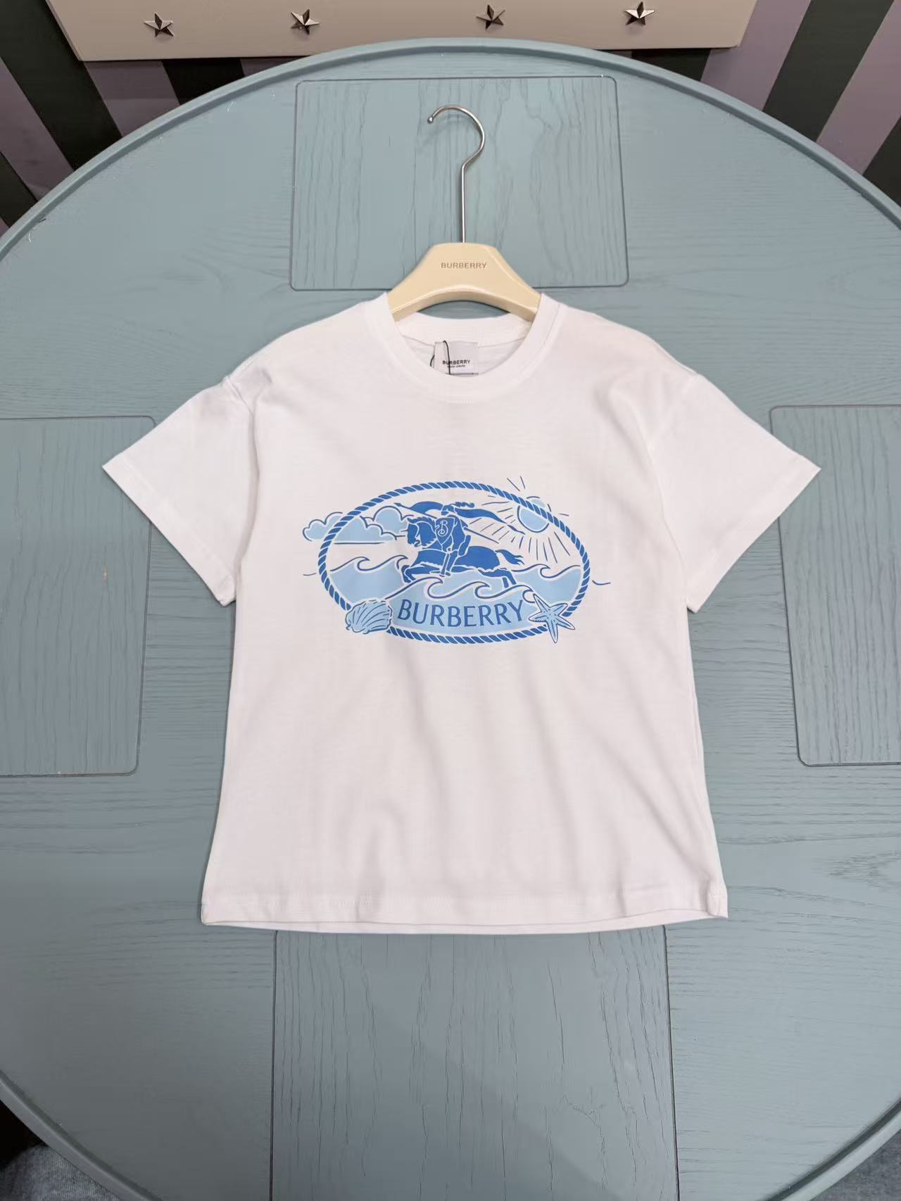 Burberry Unisex Kids White Summer Ocean Equestrian Knight Print Combed Cotton Crew Neck Short Sleeve T-Shirt Boys Girls Sizes 100-160