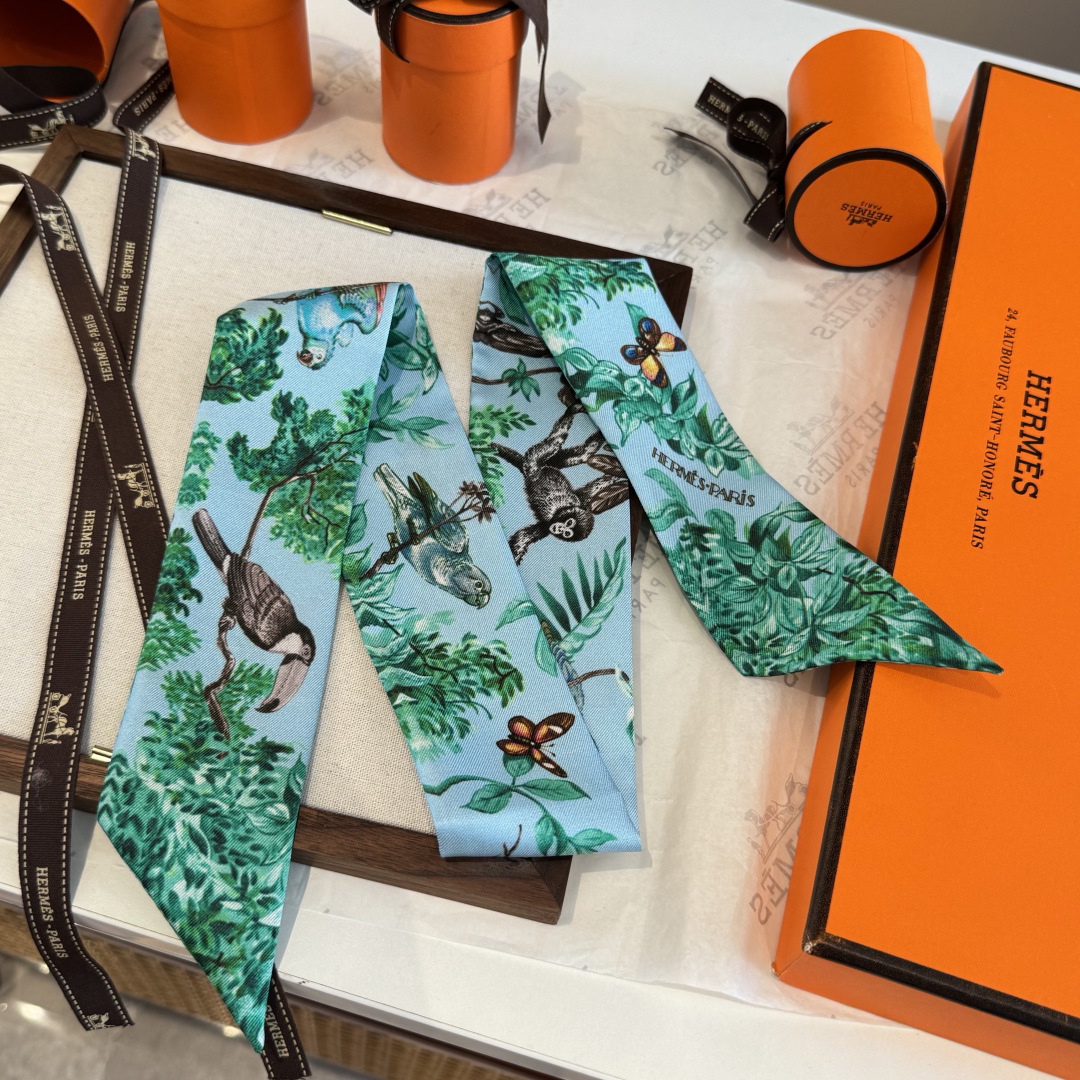 [TOP] HERMES Twilly Scarf - Green - 711 Luxury