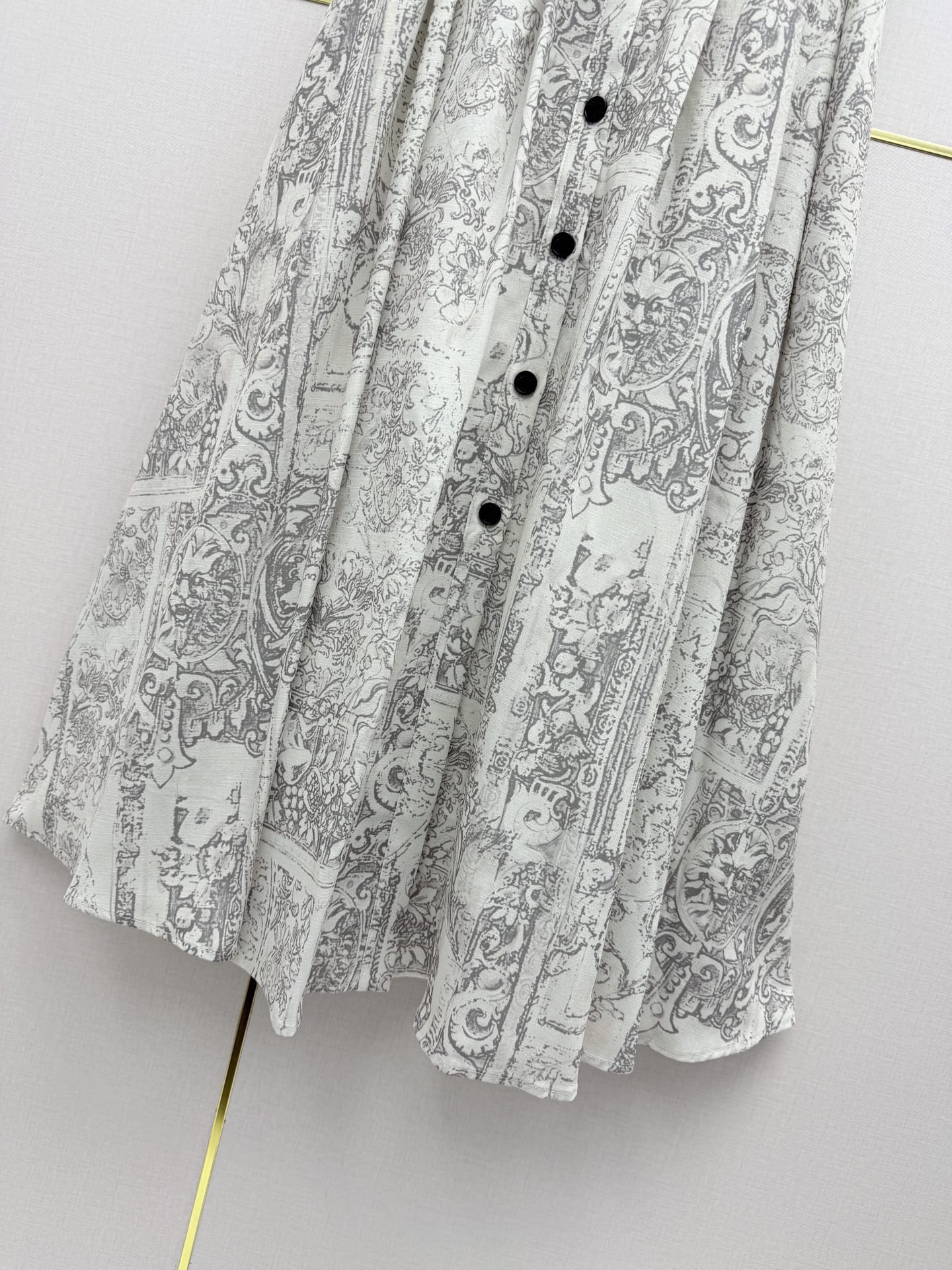 [TOP] Christian Dior Dress - White