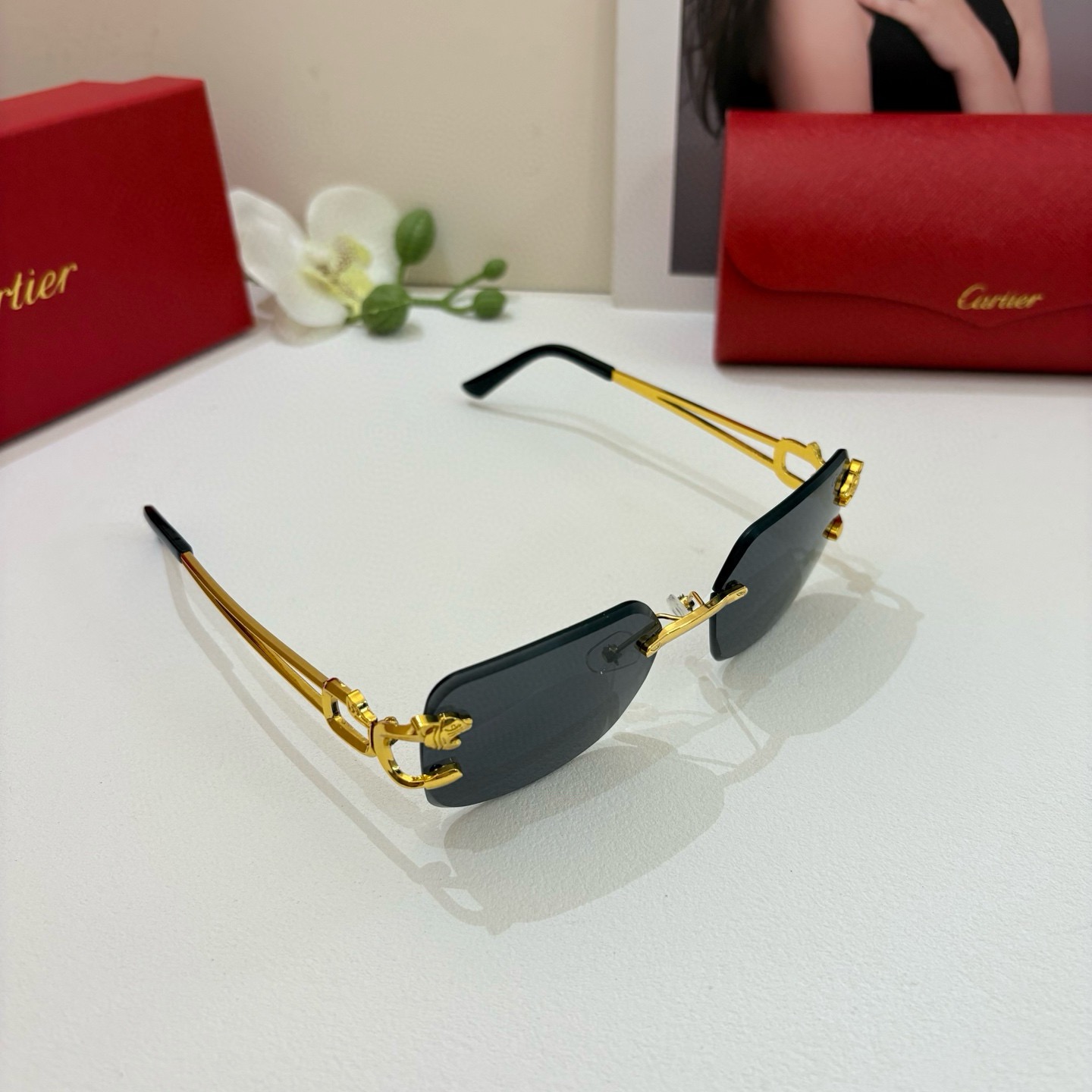 [TOP] Cartier Sunglasses - Black - 711 Luxury