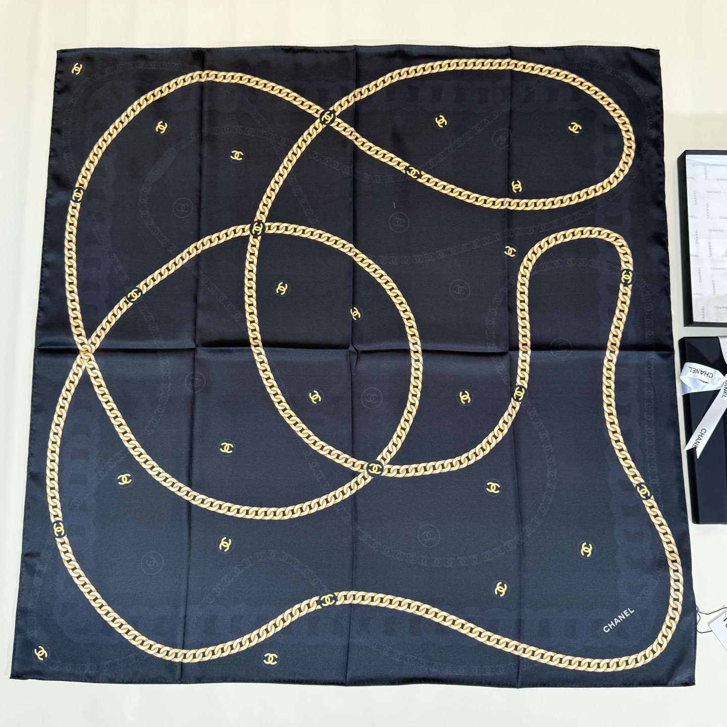 [TOP] CHANEL Scarf 90x90 cm - Black - 711 Luxury