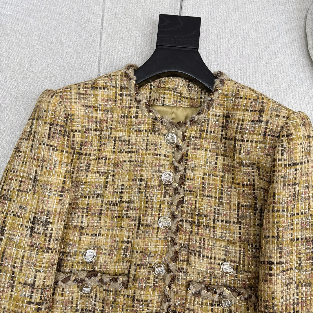 [TOP] CHANEL Jacket - Gold