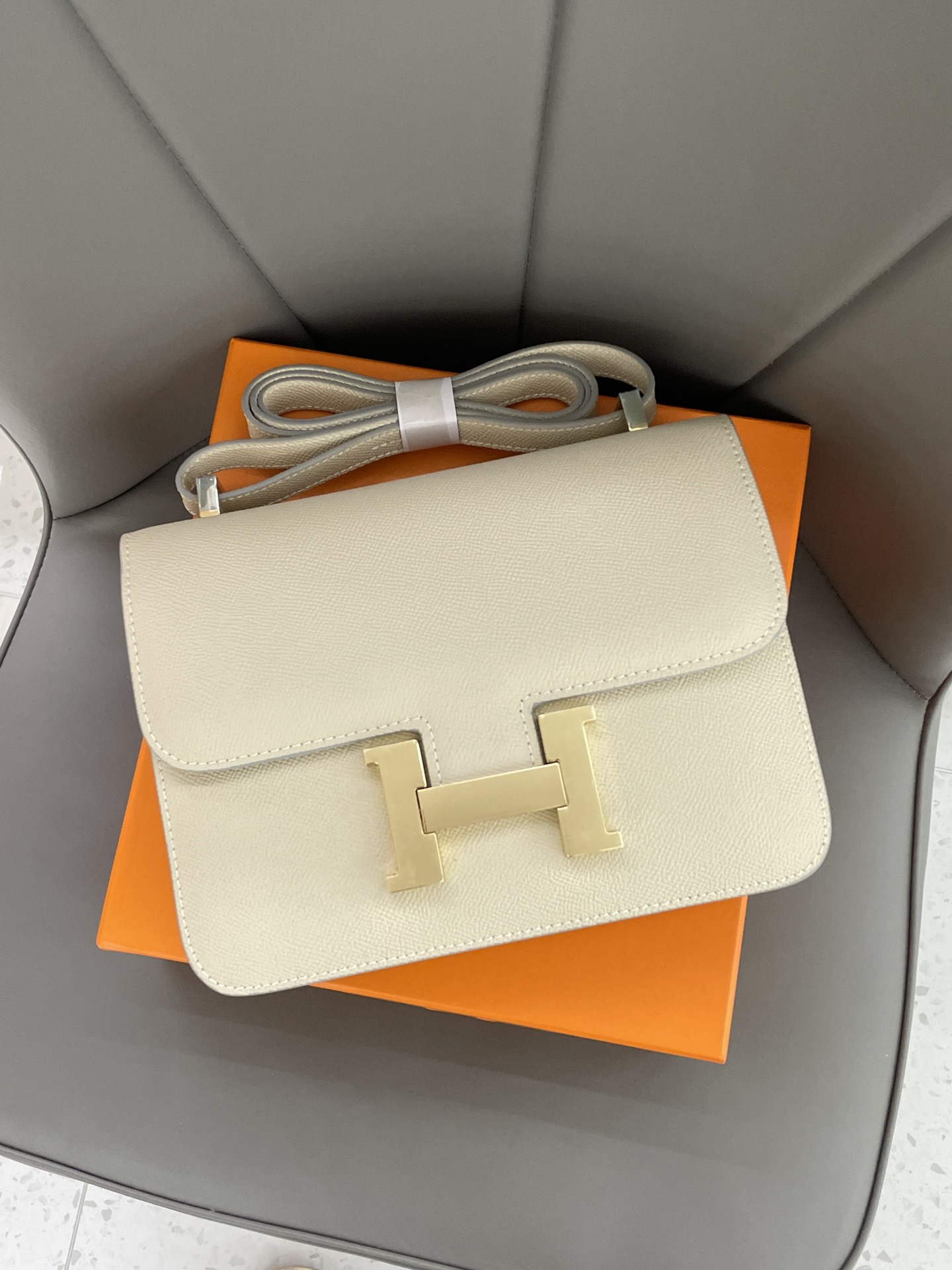 Hermes Constance Mini