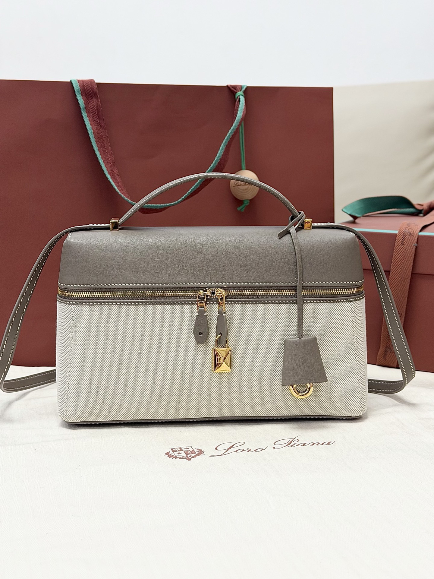 [TOP] Loro Piana Extra Bag L27 Handbag 27 x 16 x 10 cm - Grey - 711 Luxury