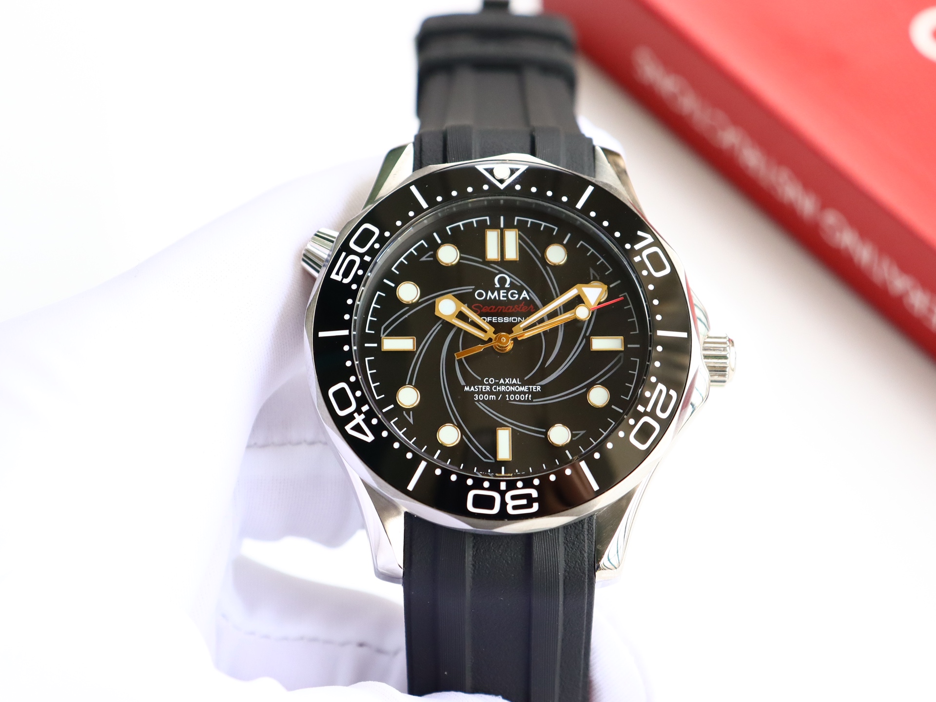 [TOP] OMEGA Watch 42mm - Black