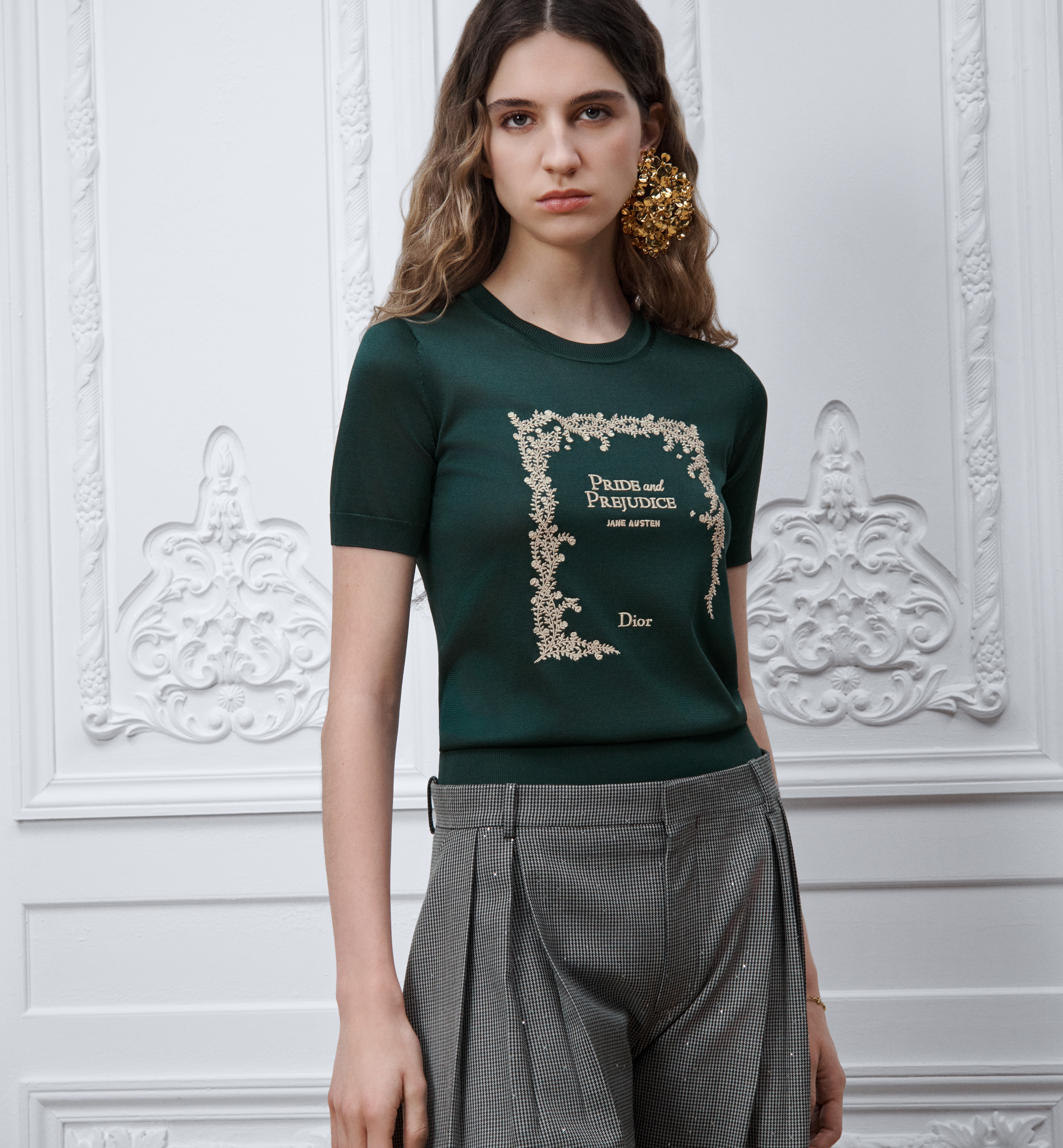 Dior green Clothing DIOR Book Cover Short-Sleeved Fitted Sweater Green and Beige Silk Knit #386456 View 2 | Nigo Office