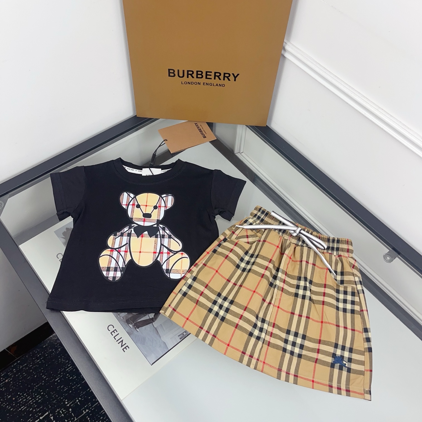 Burberry Girls Black Plaid Teddy Bear Print Cotton T-Shirt & Vintage Check Elastic Waist Skort 2 Piece Matching Outfit Kids Sizes 90-130