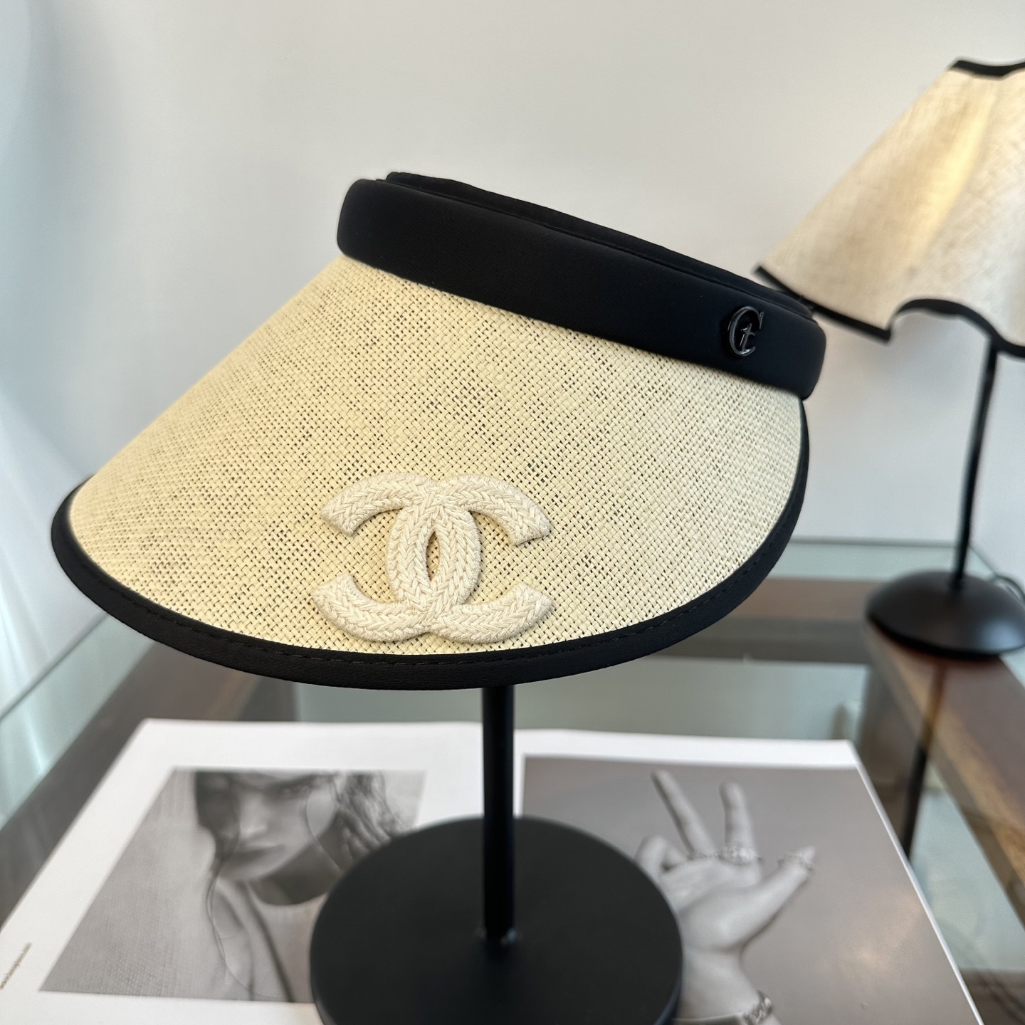[TOP] CHANEL New Style Open-top Hat - Beige - 711 Luxury