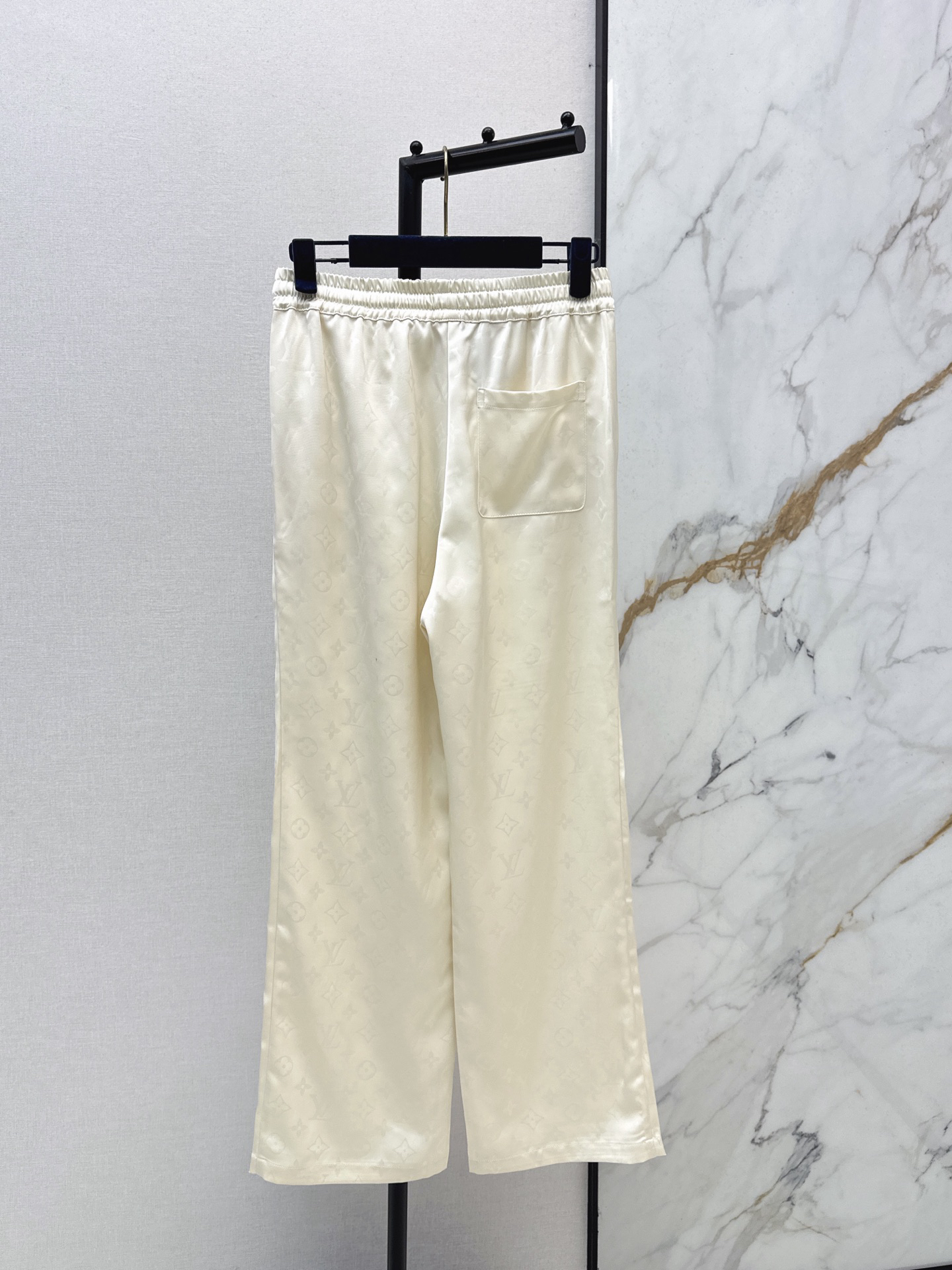 [TOP] Louis Vuitton LV Pants - White