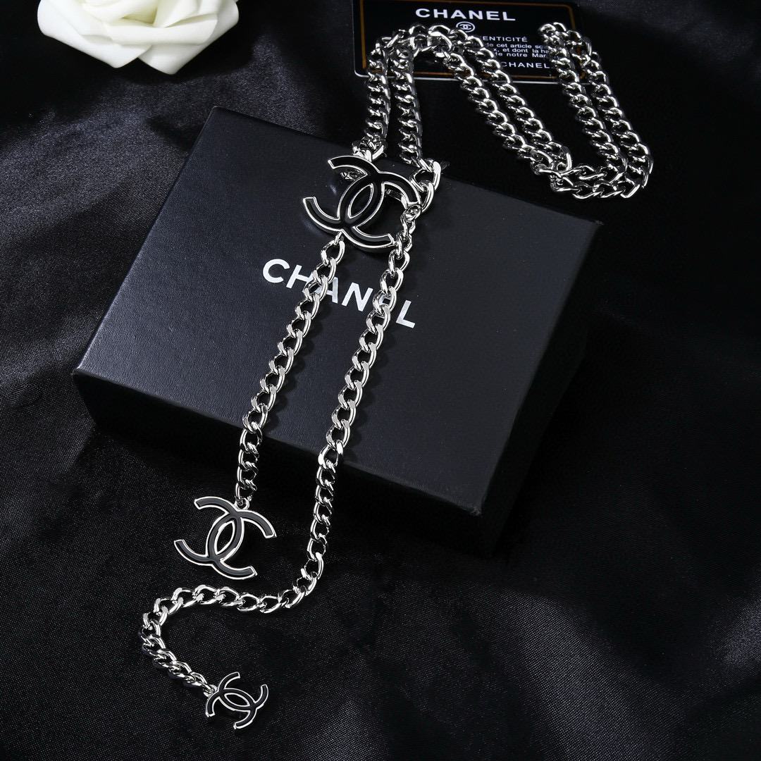 [TOP] CHANEL Waist Chain - Sliver