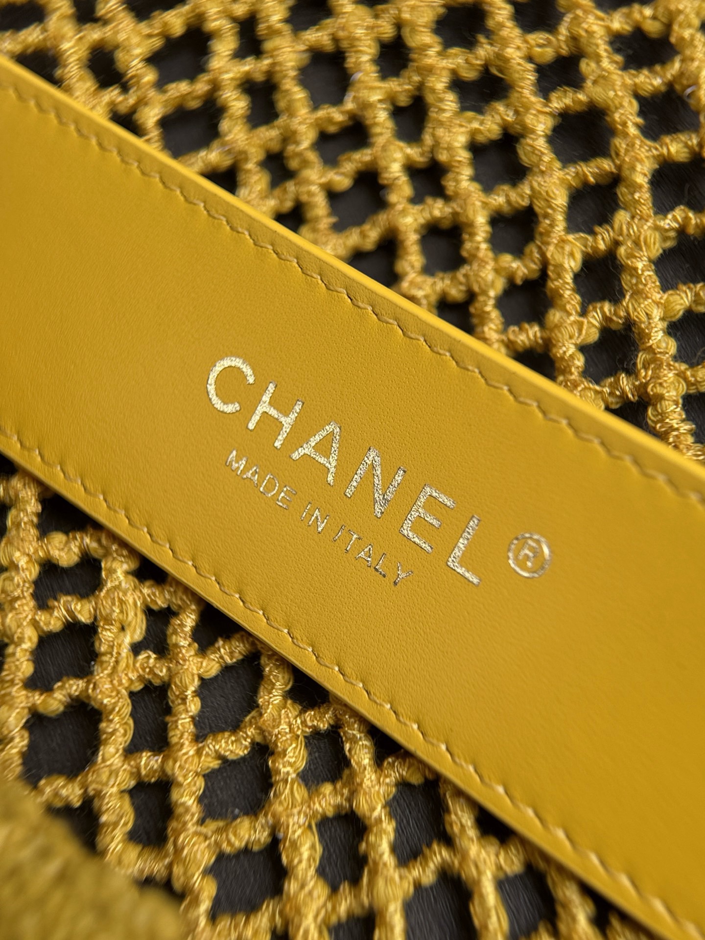 [TOP] CHANEL 26M Coco beach Crochet Cutout Chain Classic Flab Bag 21-14-6cm - Yellow - GHW - 711 Luxury