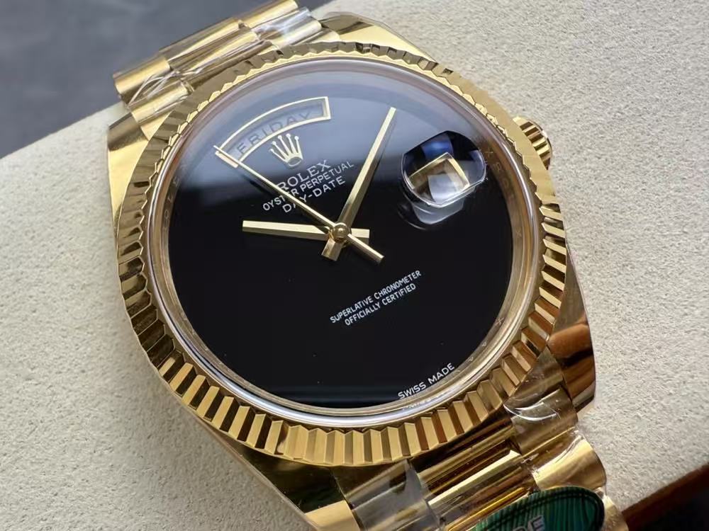 [TOP] ROLEX Men's Watch 40mm - Gold - 711 Luxury