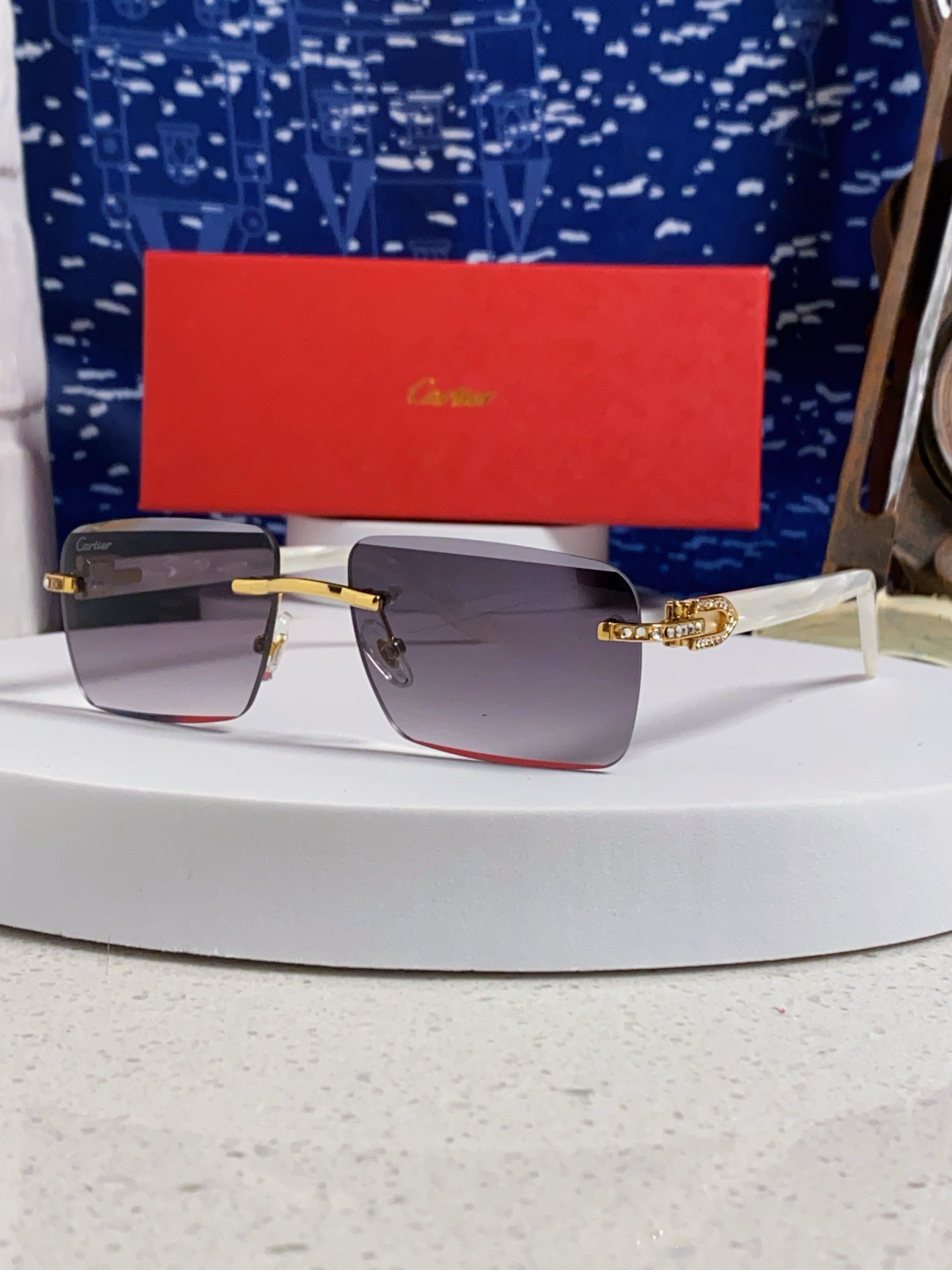 [TOP] Cartier Sunglasses - Gold - 711 Luxury