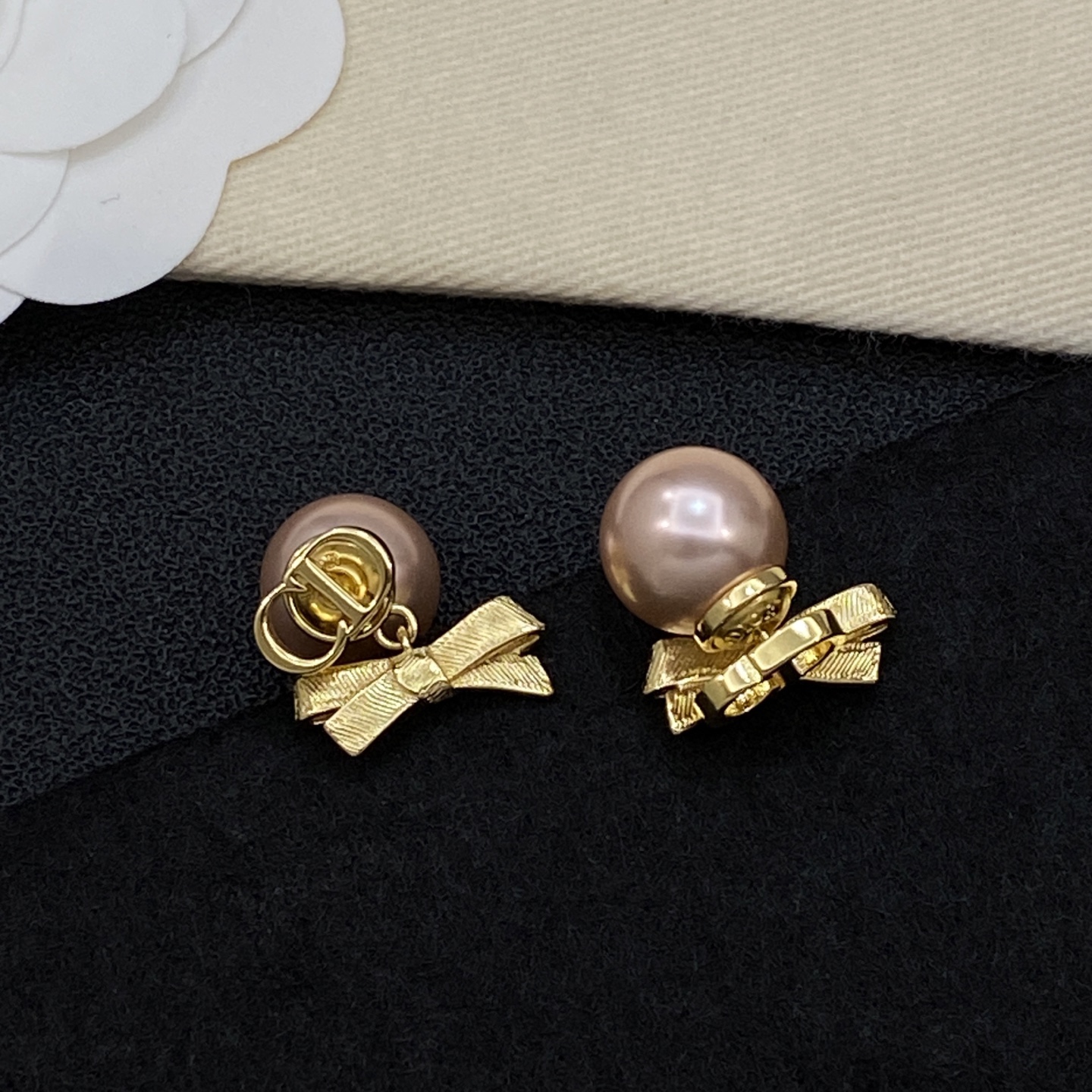 [TOP] Christian Dior Earrings - Gold - 711 Luxury
