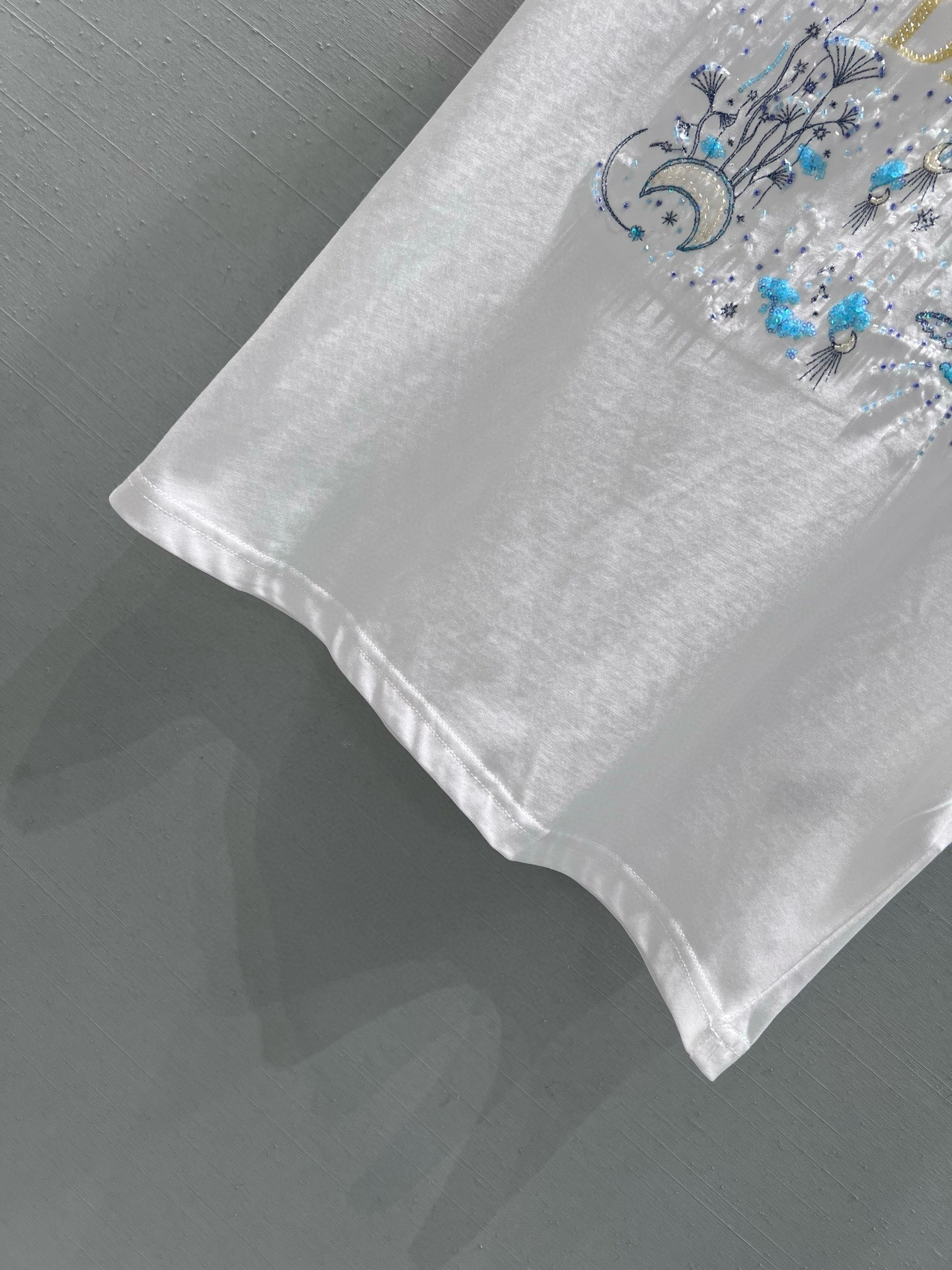 [TOP] Christian Dior Short-Sleeve T-Shirt with Starry Night Pattern - White