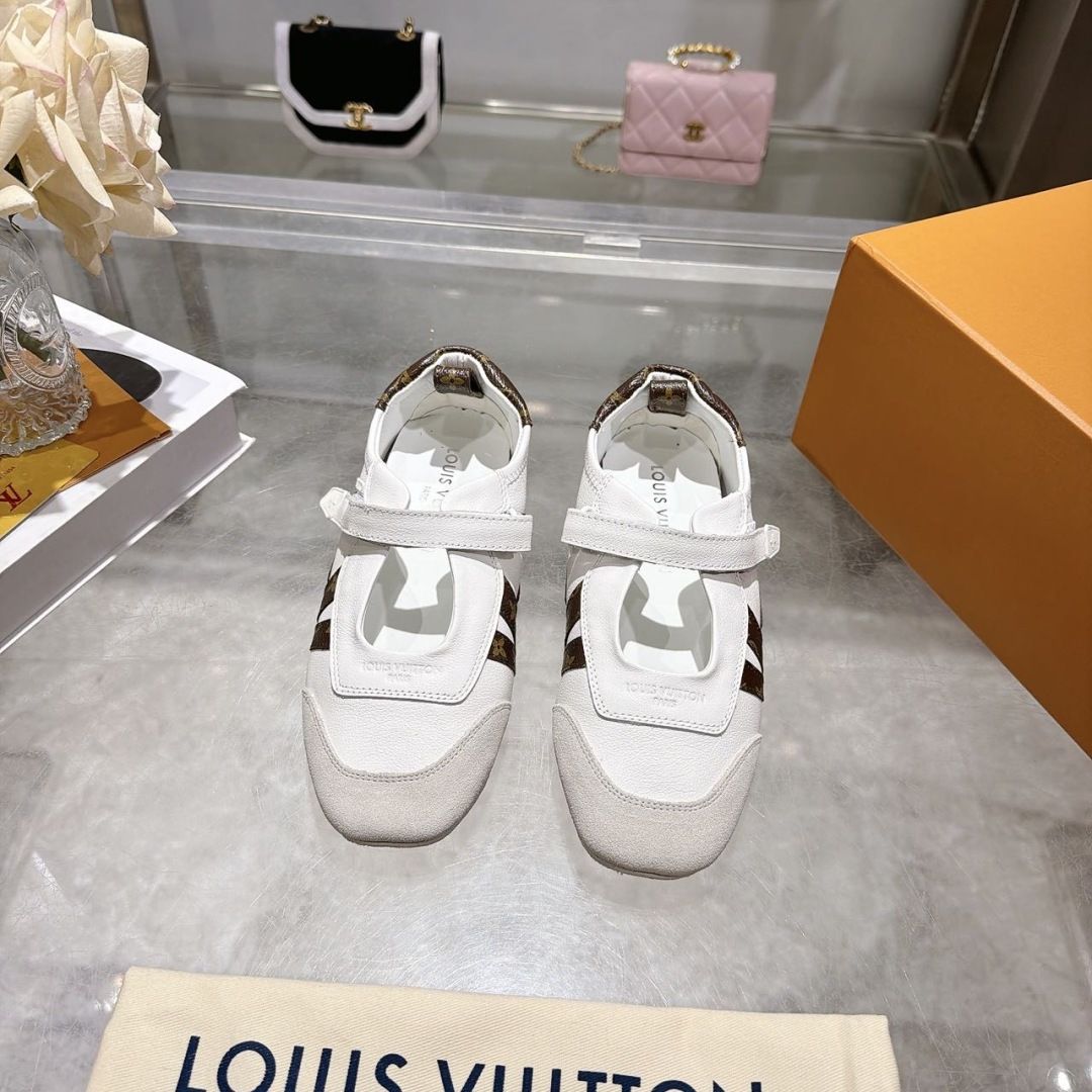 [TOP] Louis Vuitton LV Cowhide Sneakers - White - 711 Luxury