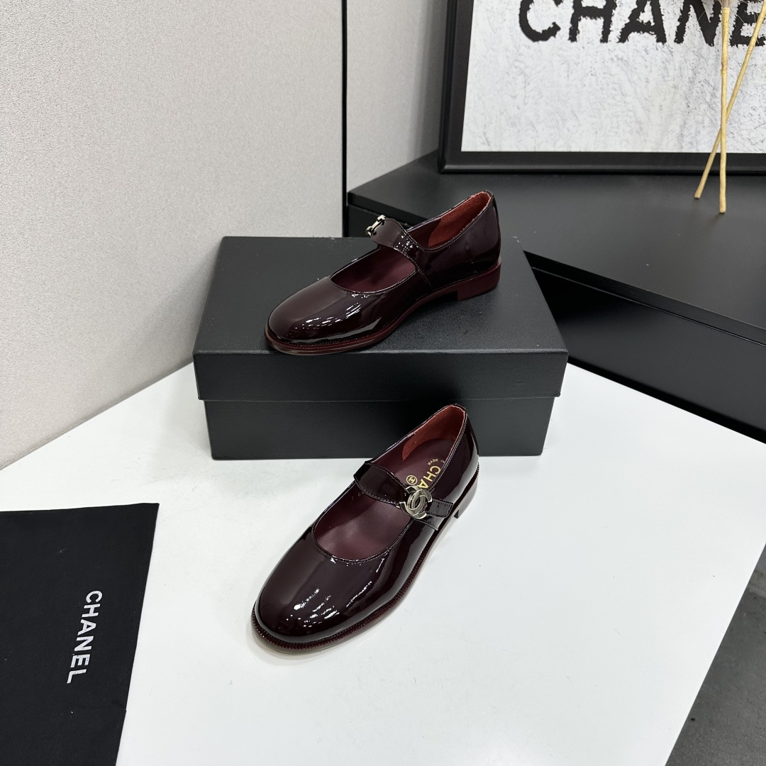 [TOP] CHANEL Cowhide Flats - Dark Red - 711 Luxury