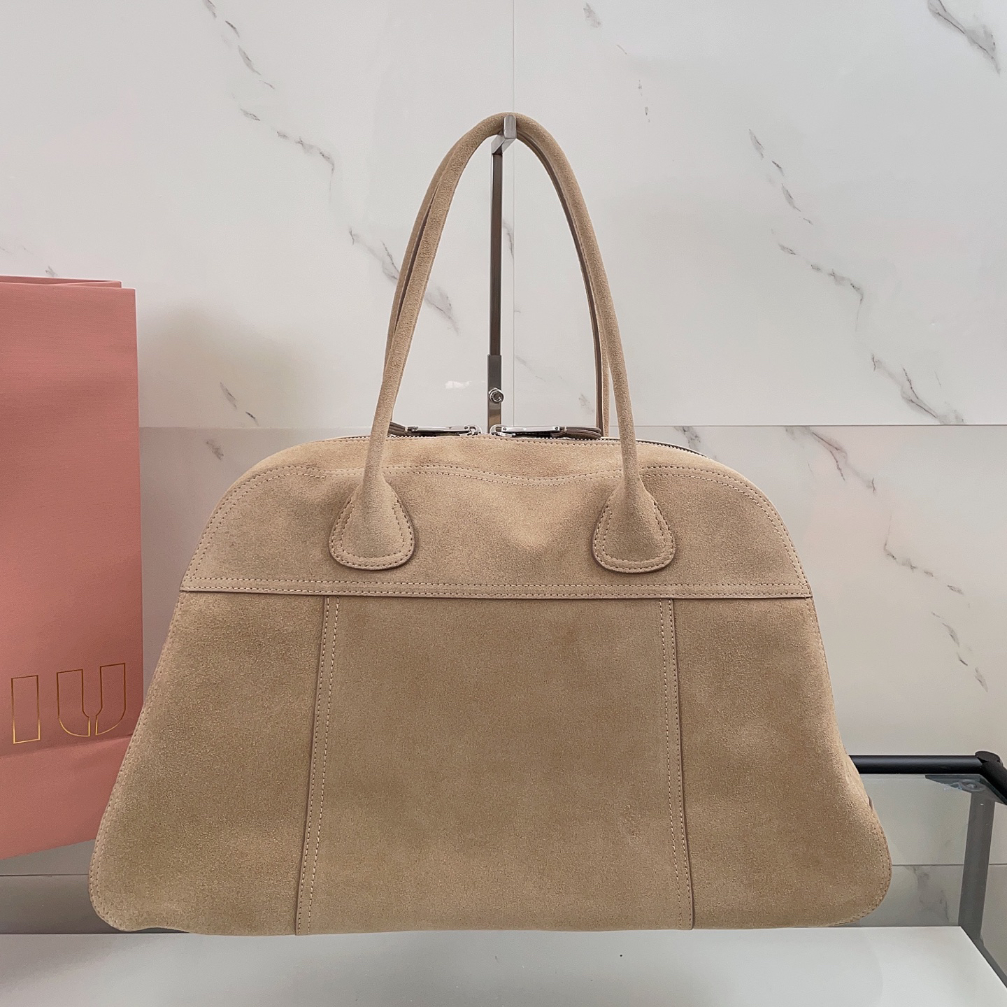 [TOP] Miu Miu Vivant Handbag 50X30.5X13CM - Khaki - 711 Luxury