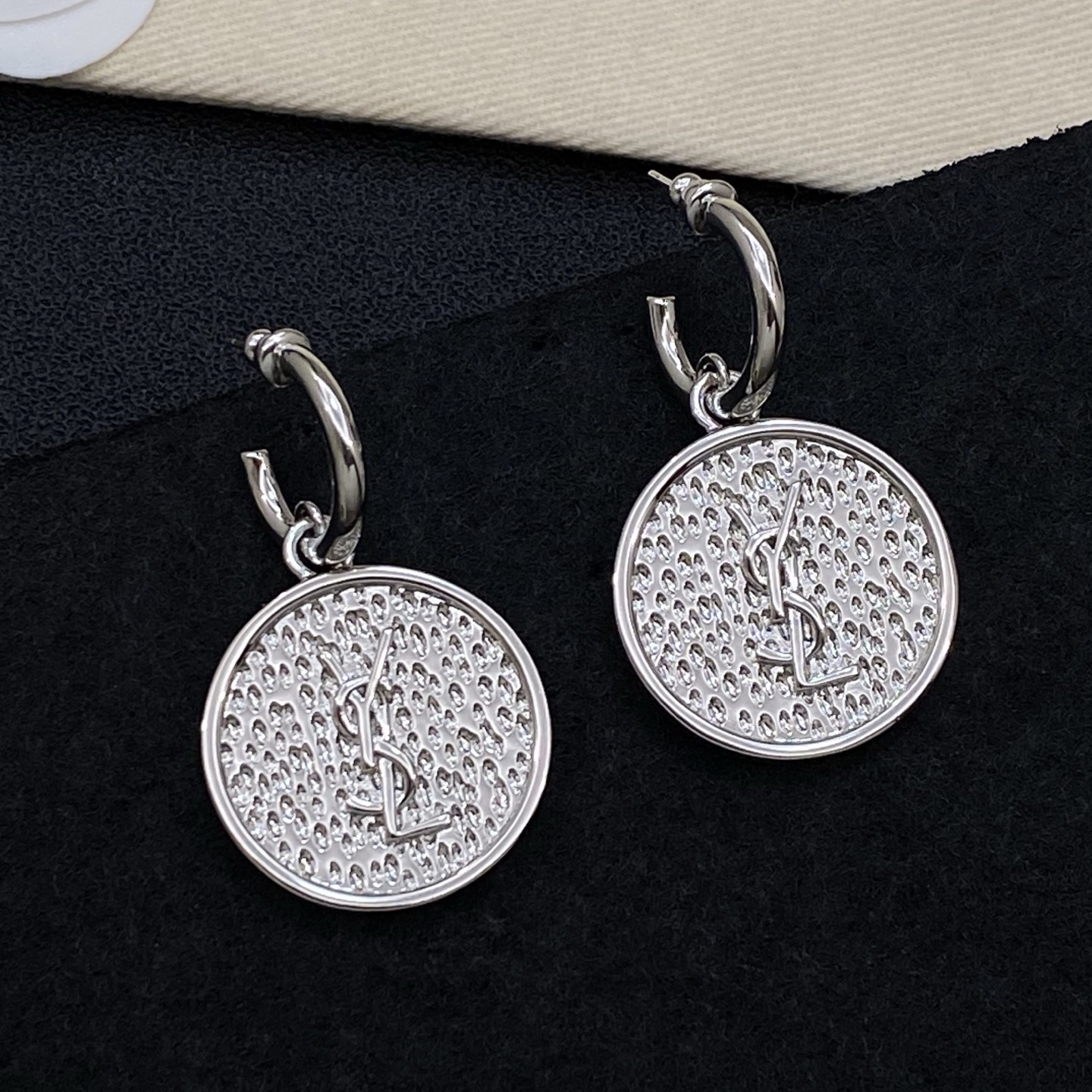 [TOP] Yves Saint Laurent YSL Earrings - 2 Color - 711 Luxury